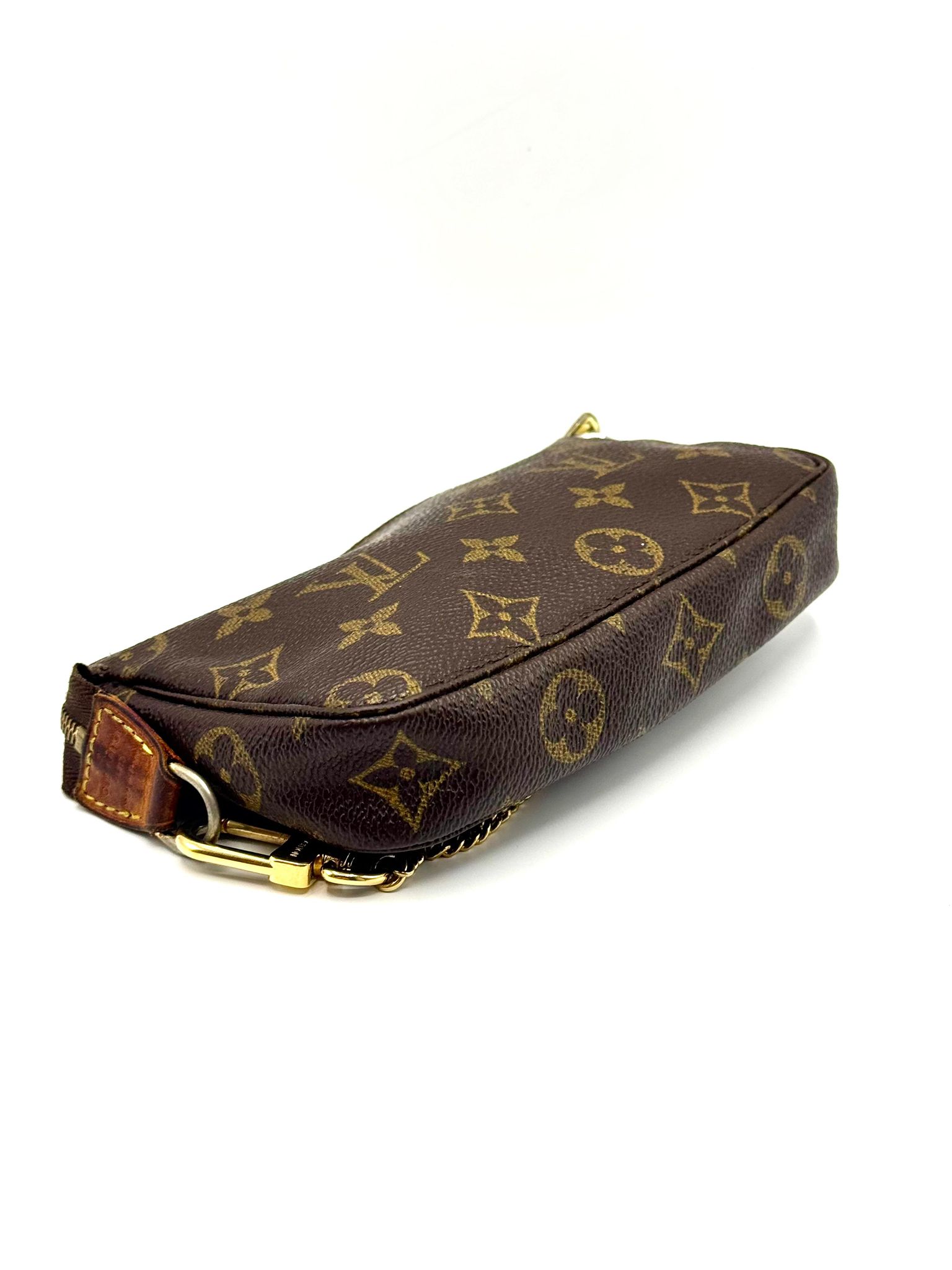 Mini pochette Louis Vuitton