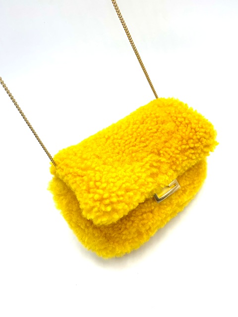 Mini pochette Fendi amarilla