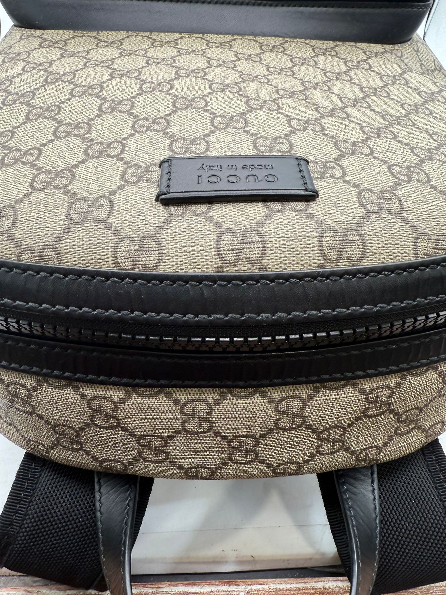 Mochila Gucci GG Supreme