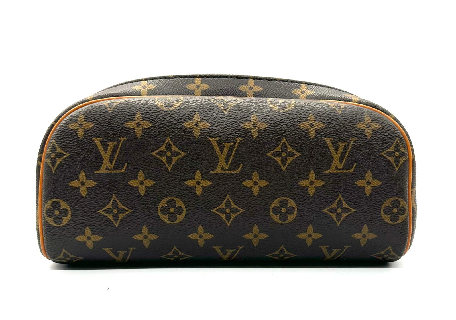 Neceser de aseo Louis Vuitton