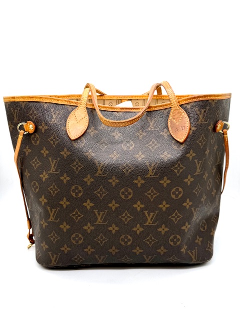 Neverfull Louis Vuitton con iniciales AD