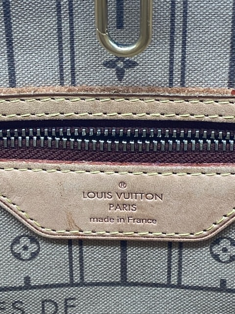 Neverfull Louis Vuitton con iniciales err
