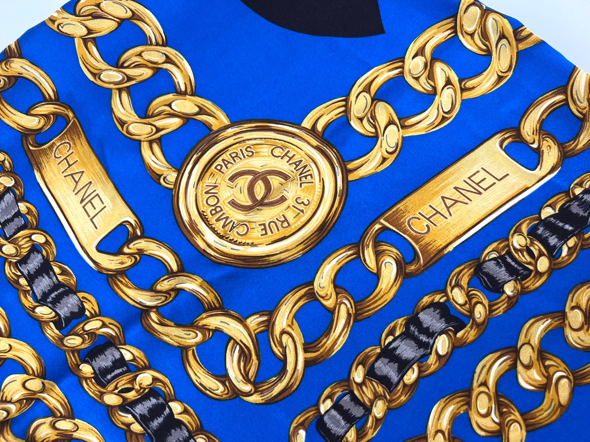 pañuelo Chanel