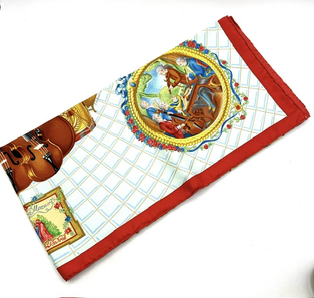PAÑUELO HERMES AMADEUS MOZART DE SEDA