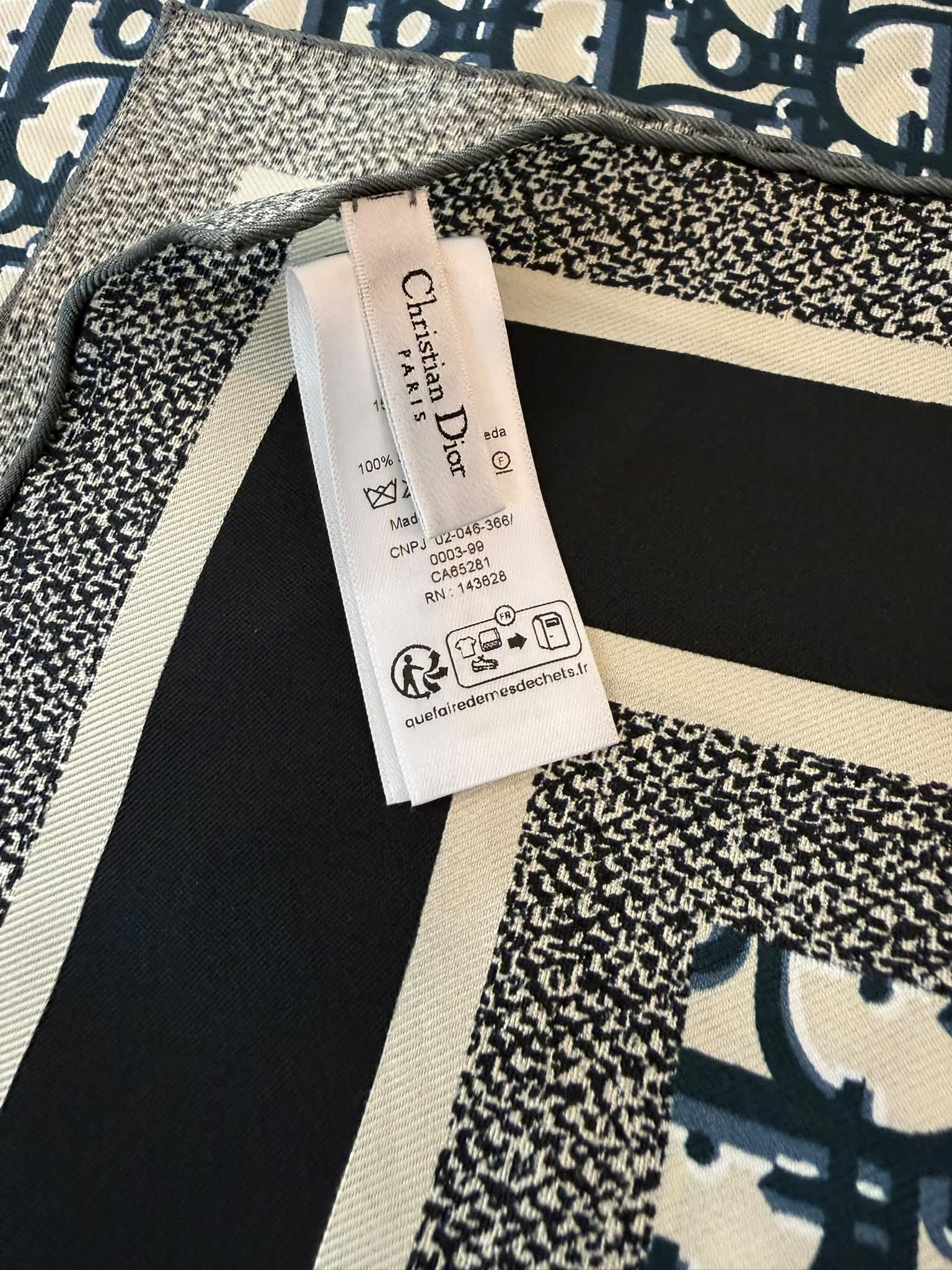pañuelo reversible Dior