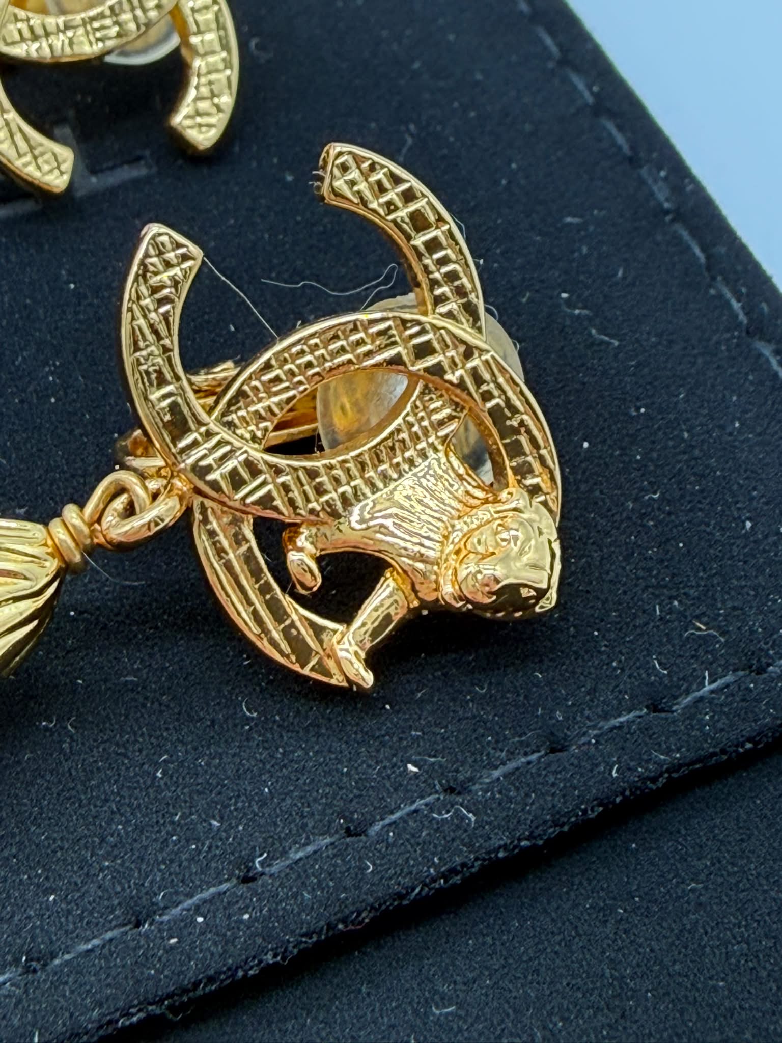 Pendientes Chane