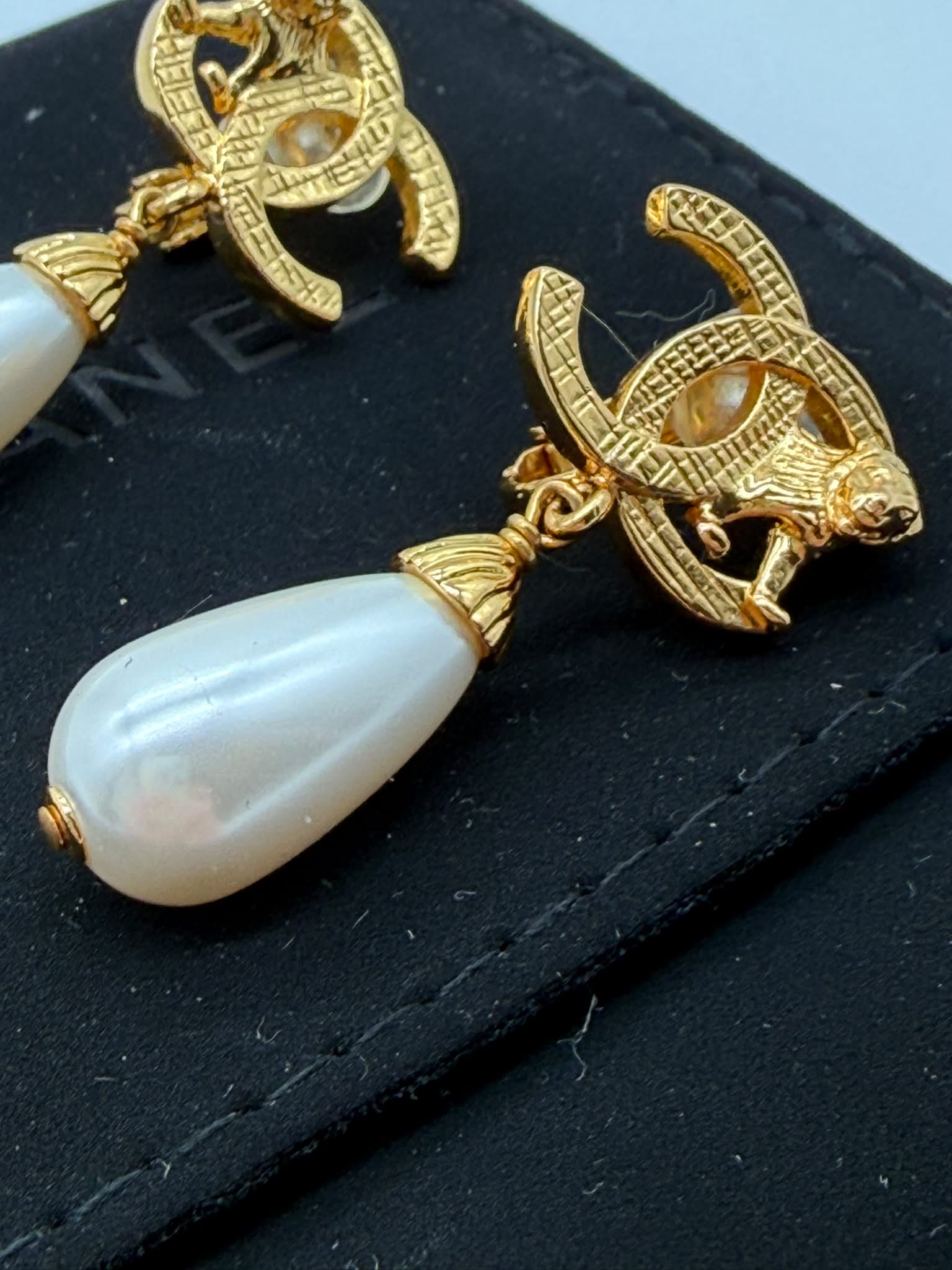 Pendientes Chane