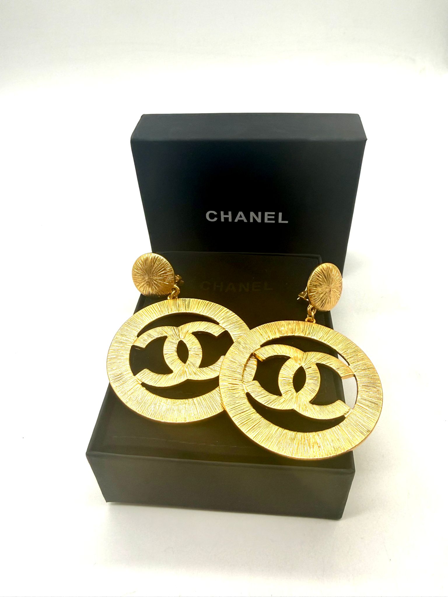 pendientes de Chanel