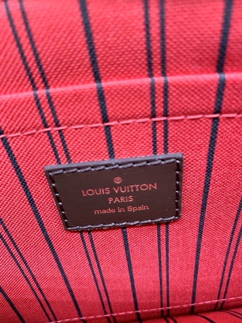 Pochette damier Louis Vuitton