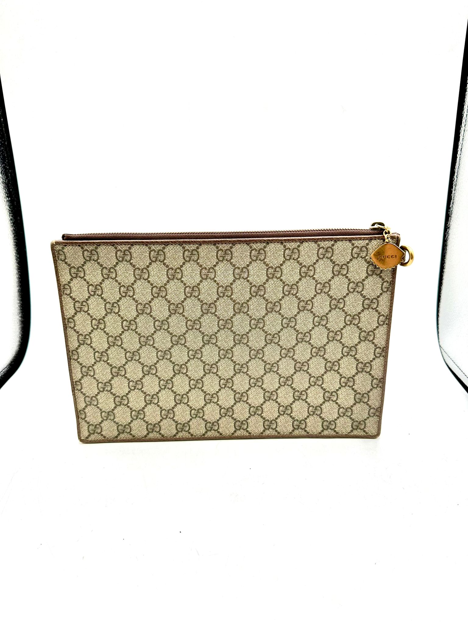 pochette gucci ovni