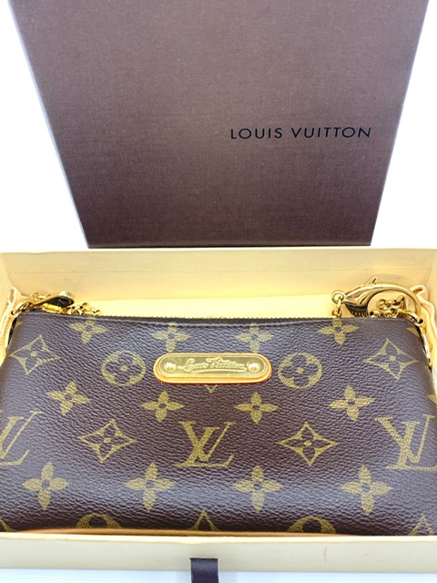 Pochette Louis Vuitton milla