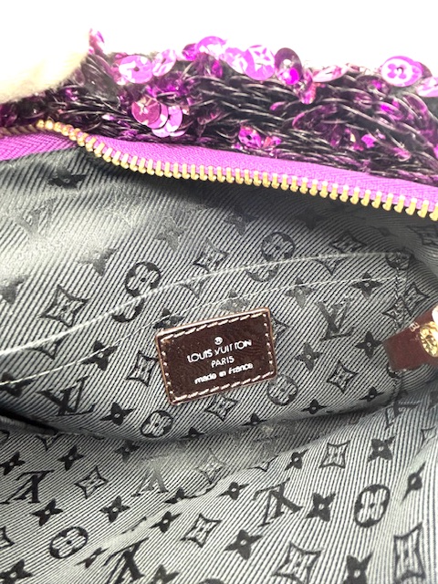 Pochette Louis Vuitton Rococo