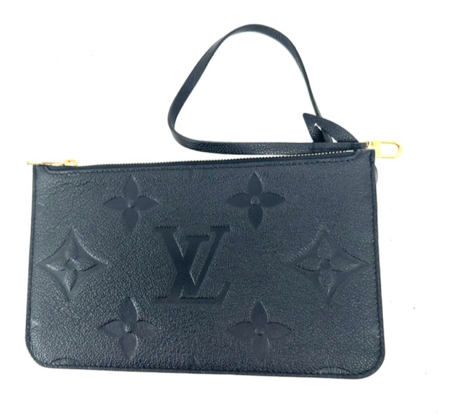 Pochette Neverfull de cuero negro Louis Vuitton