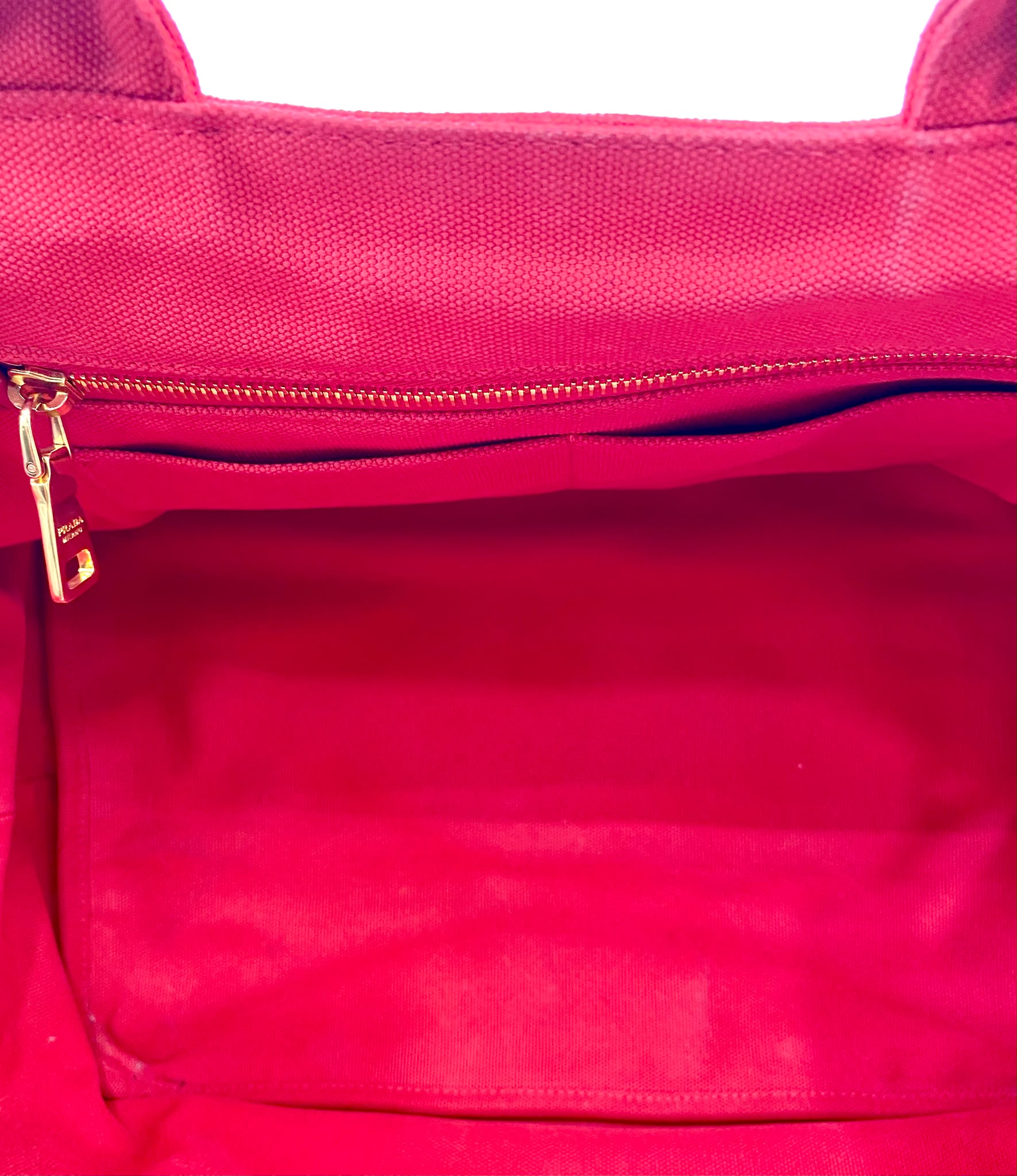 Prada Canapa Bijoux