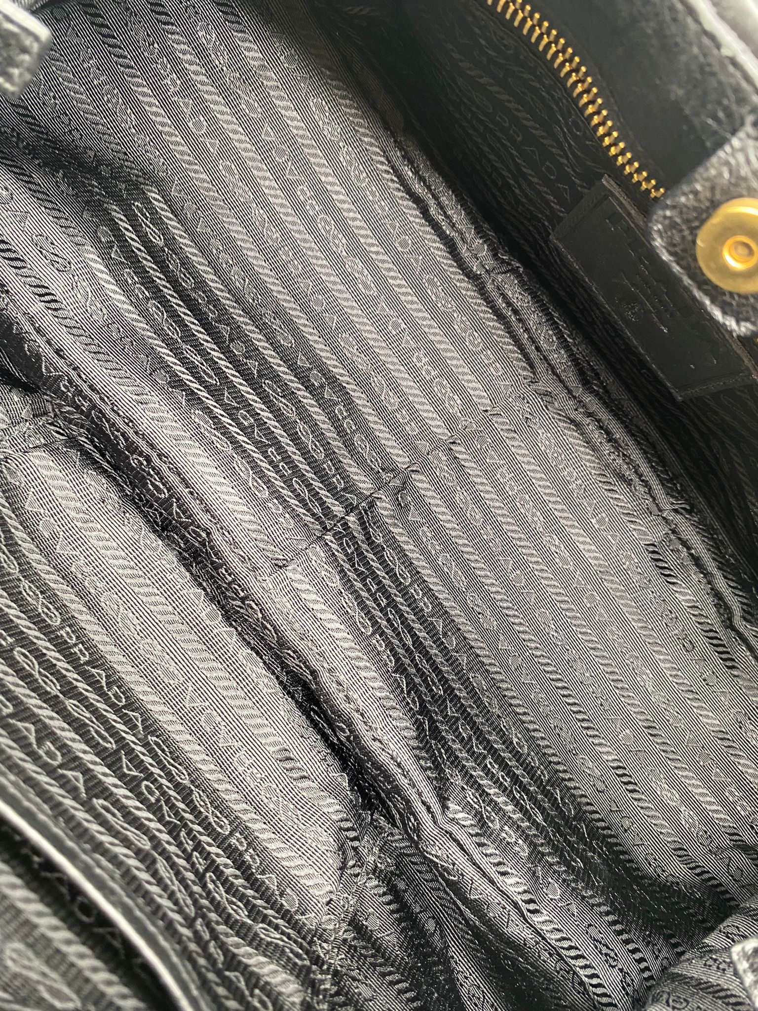 prada cervo