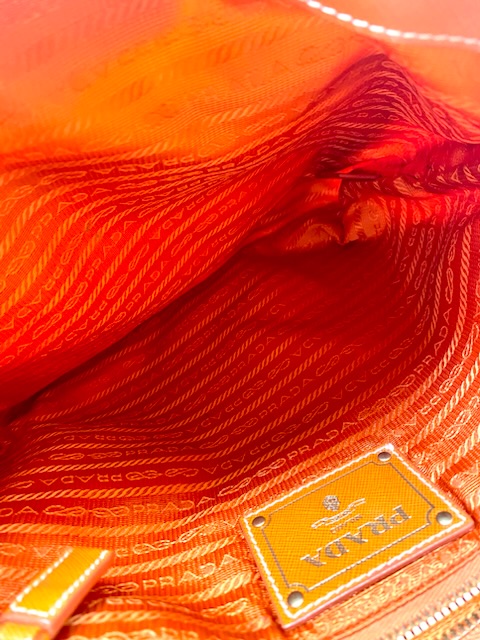 Prada Nylon naranja