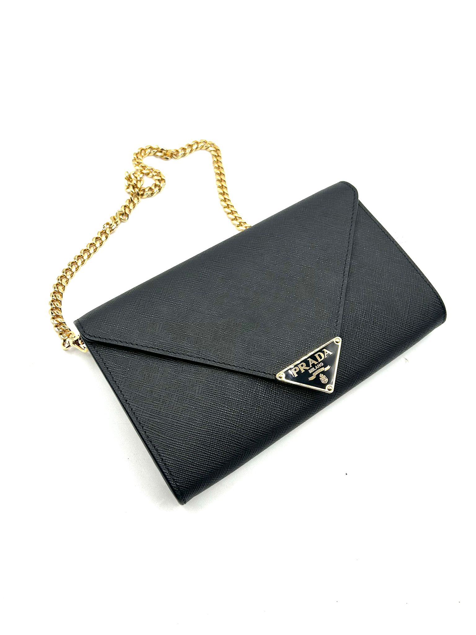 prada saffiano