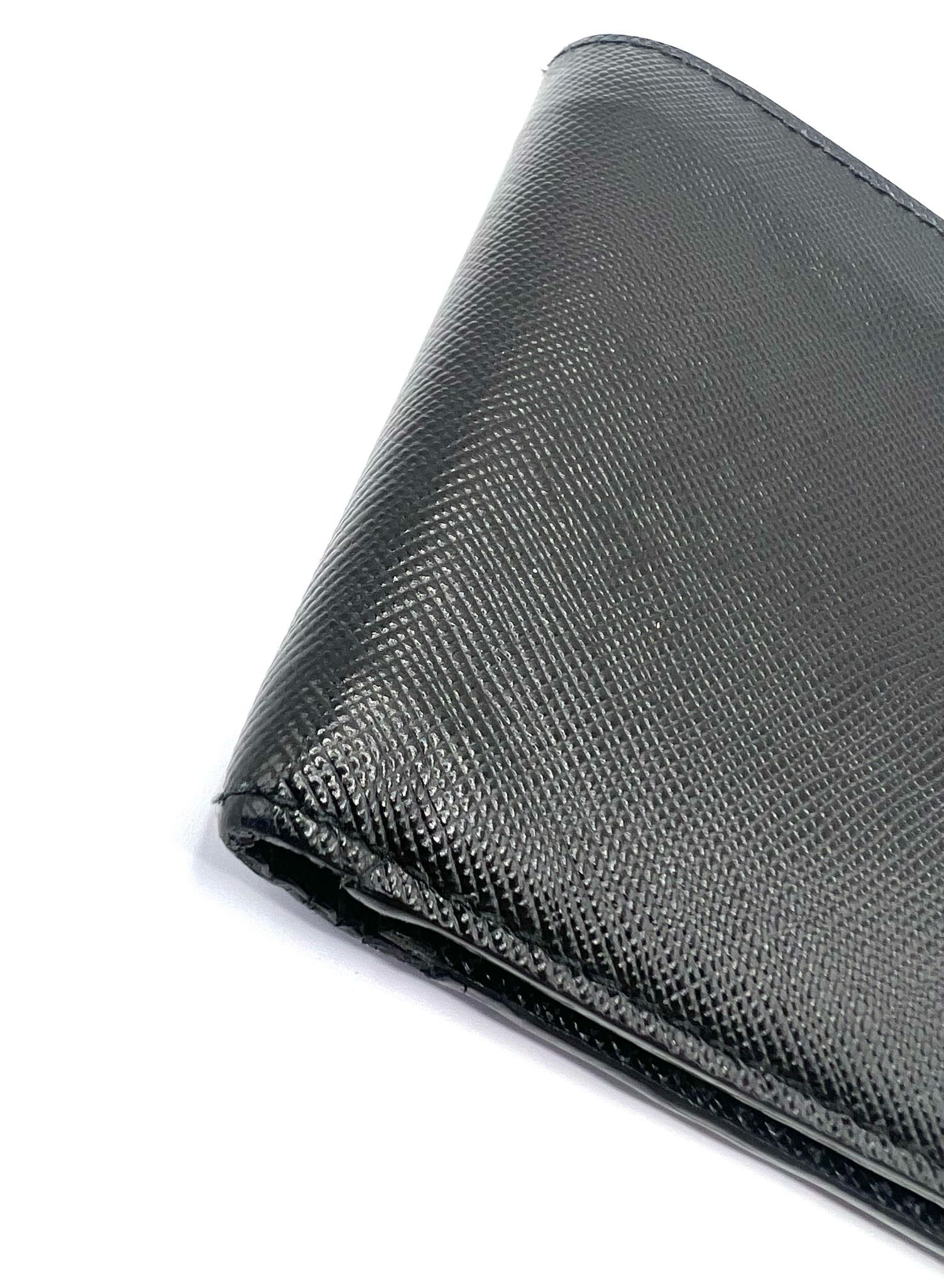 prada wallet