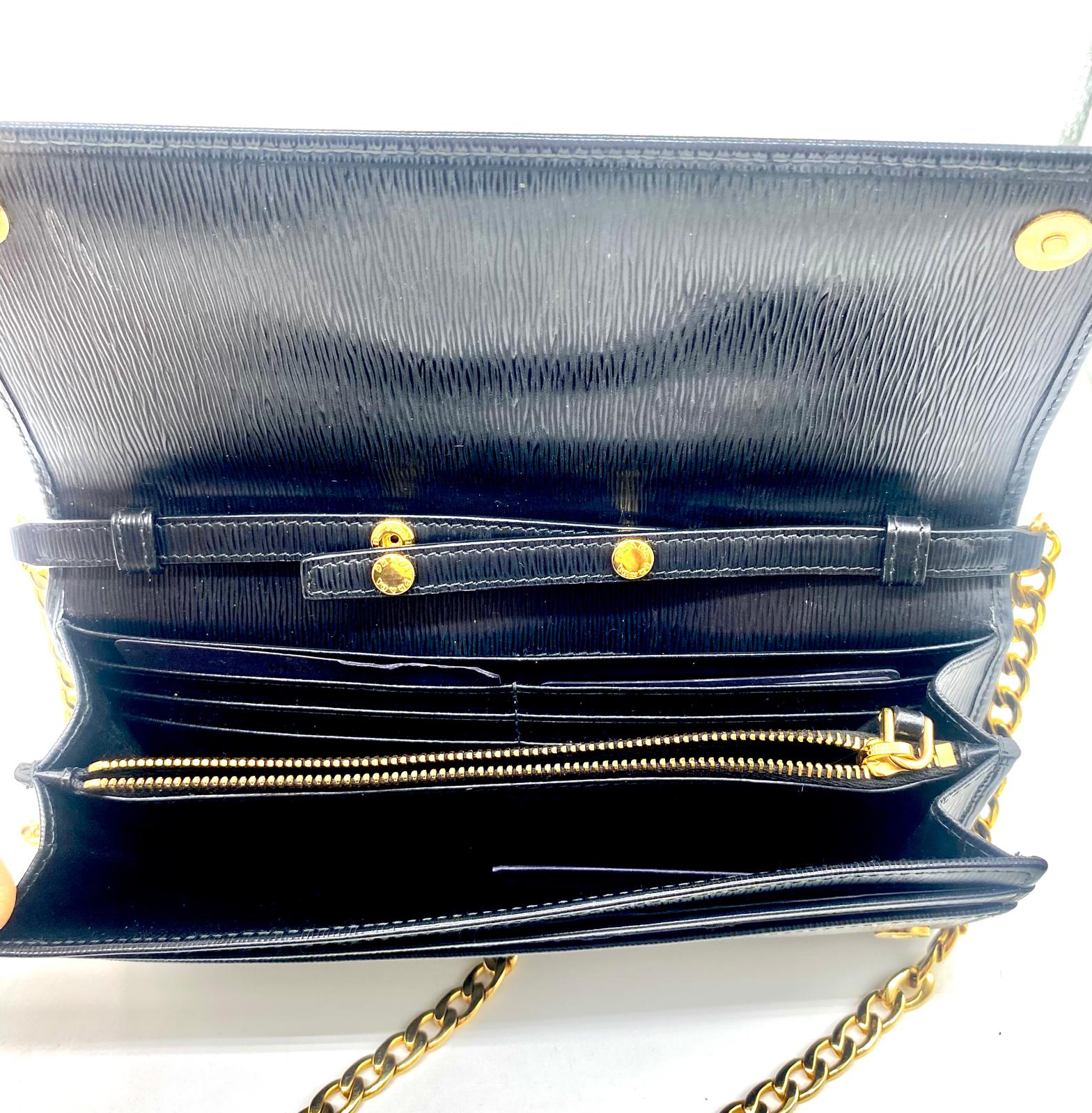 prada WOC