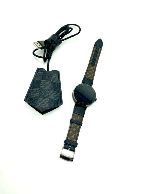 Reloj smartwatch Louis Vuitton