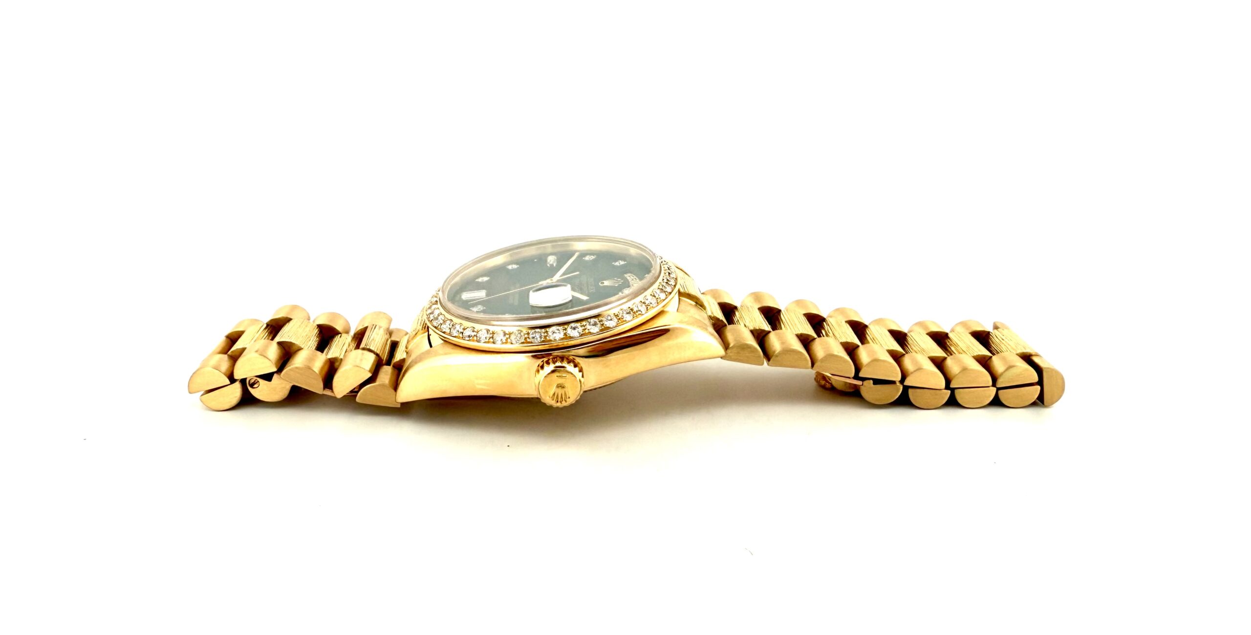 Rolex Day-Date 18238 en Oro Amarillo 18K con Diamantes