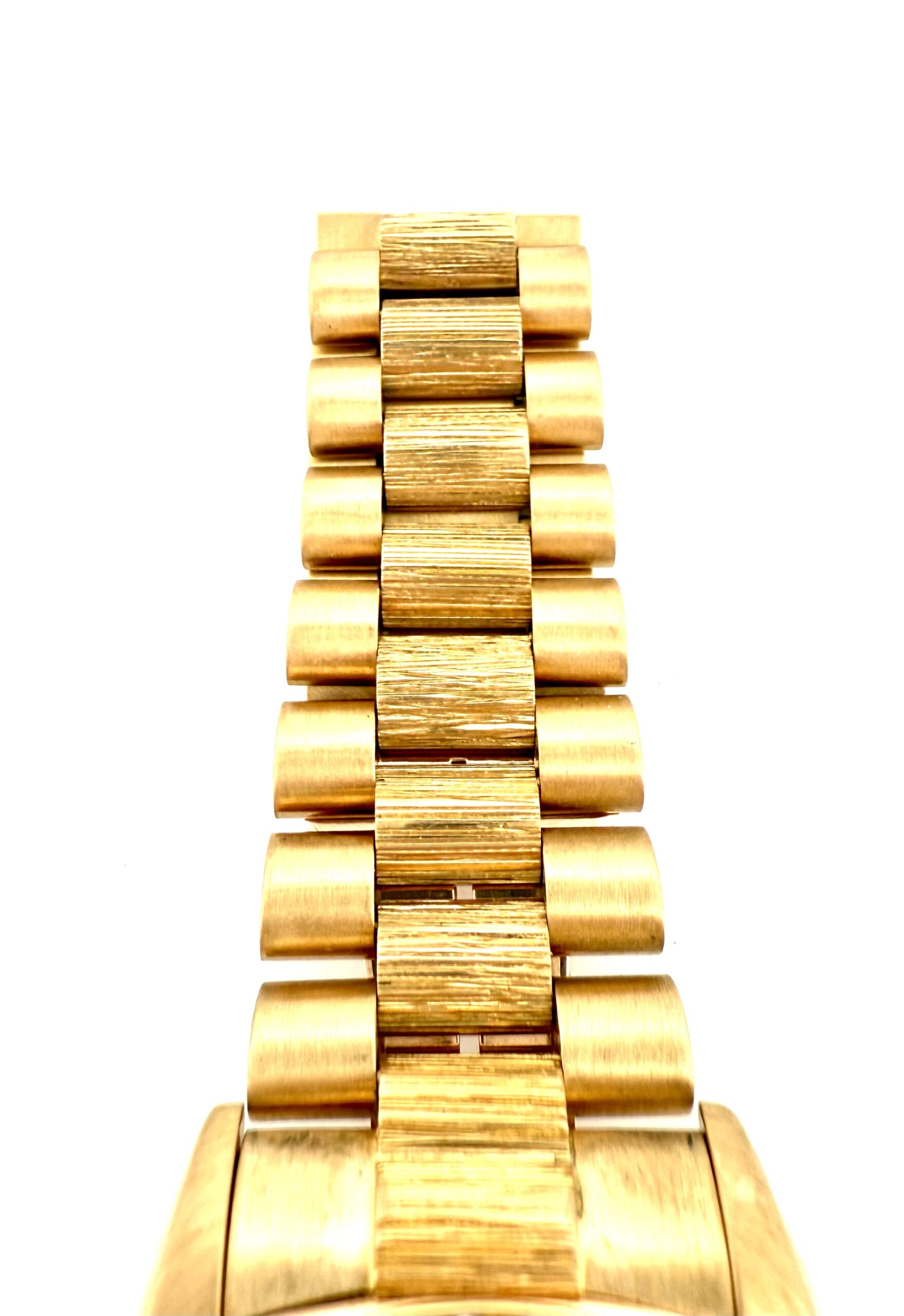Rolex Day-Date 18238 en Oro Amarillo 18K con Diamantes