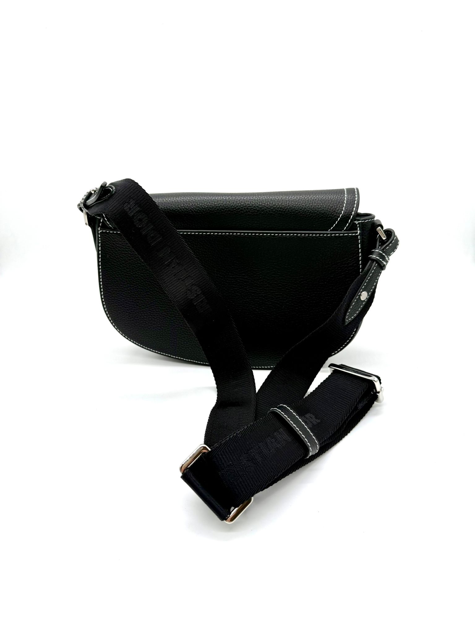 Saddle