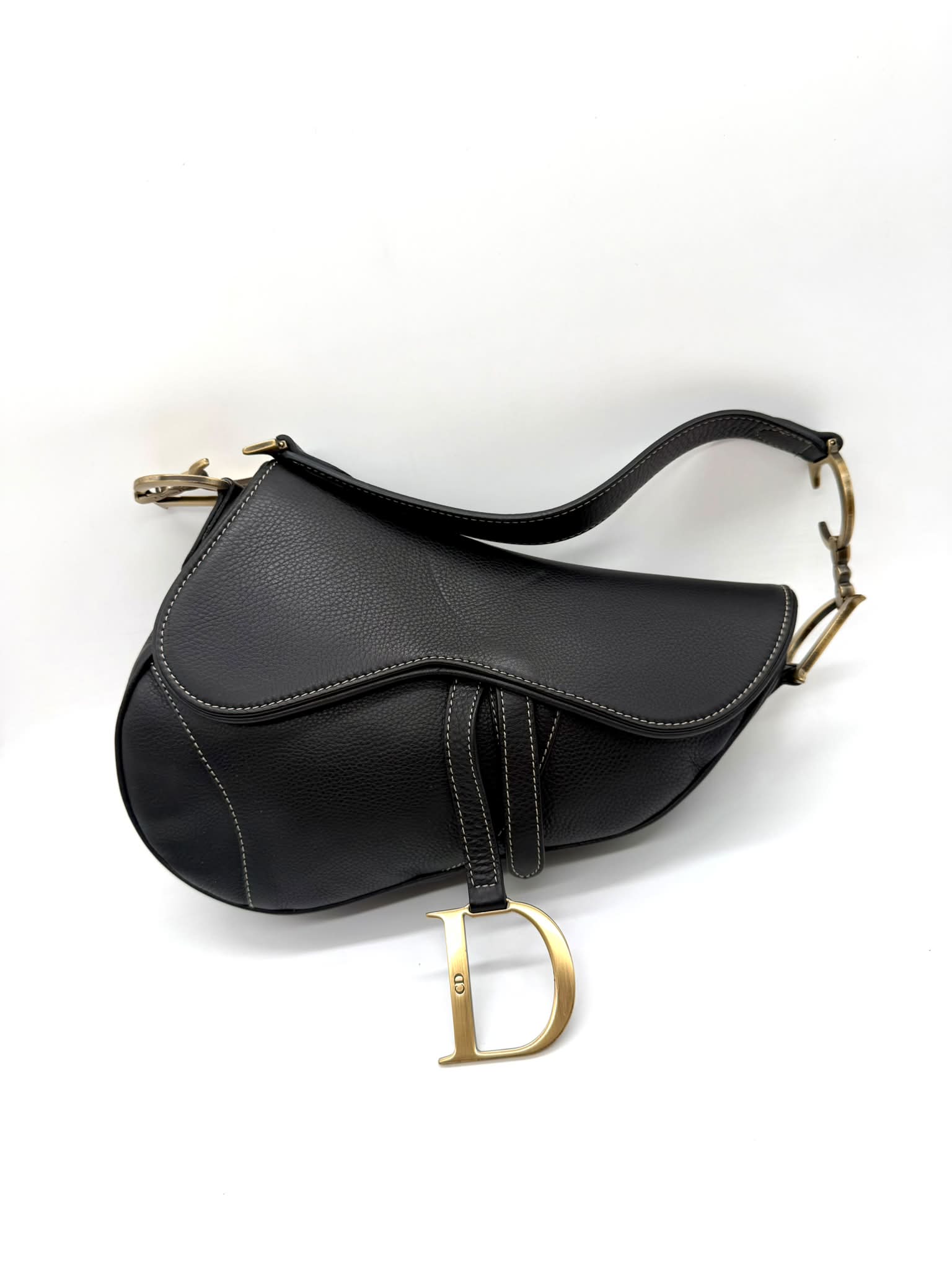 Saddle
