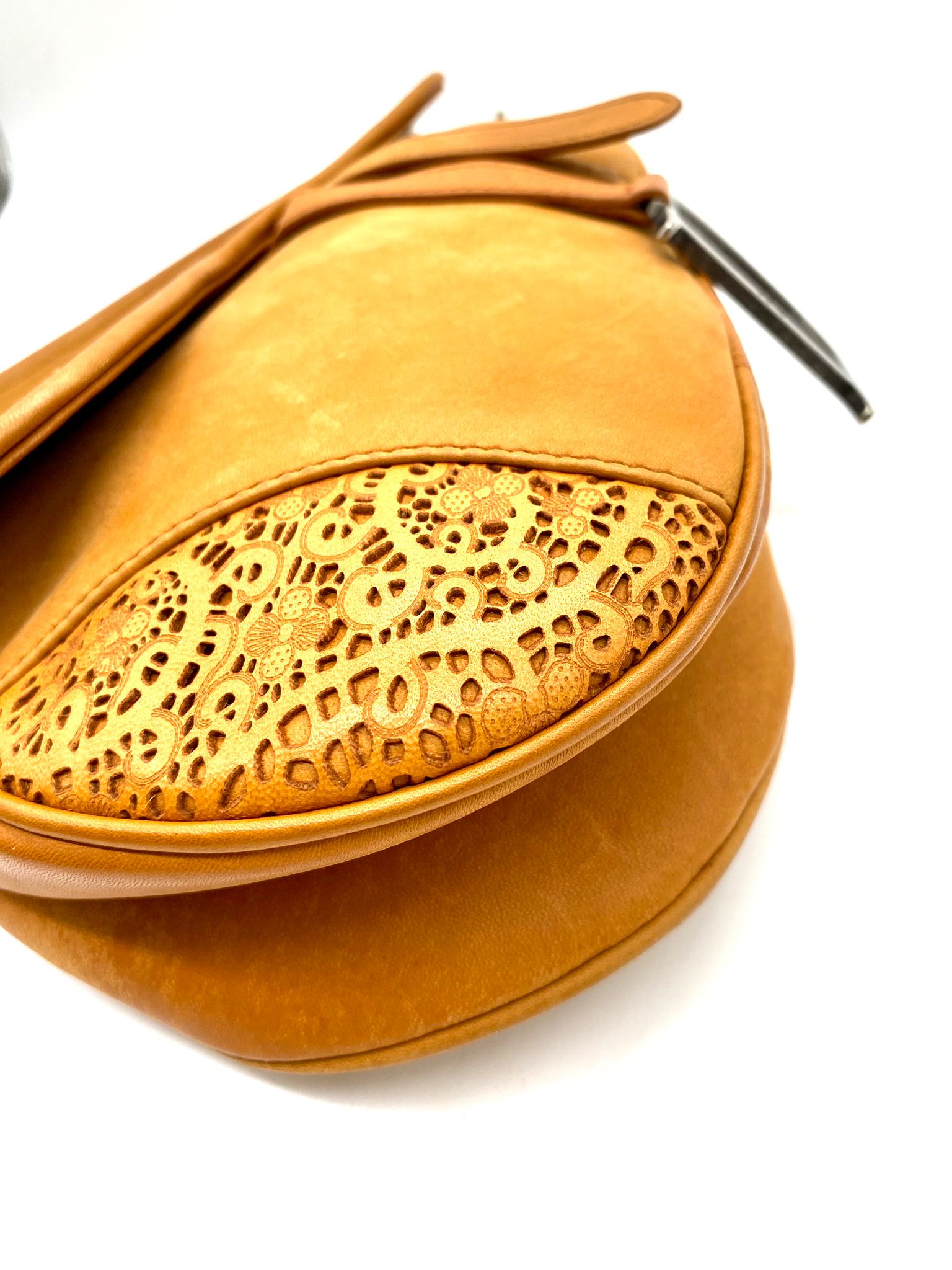 saddle dior limited edition