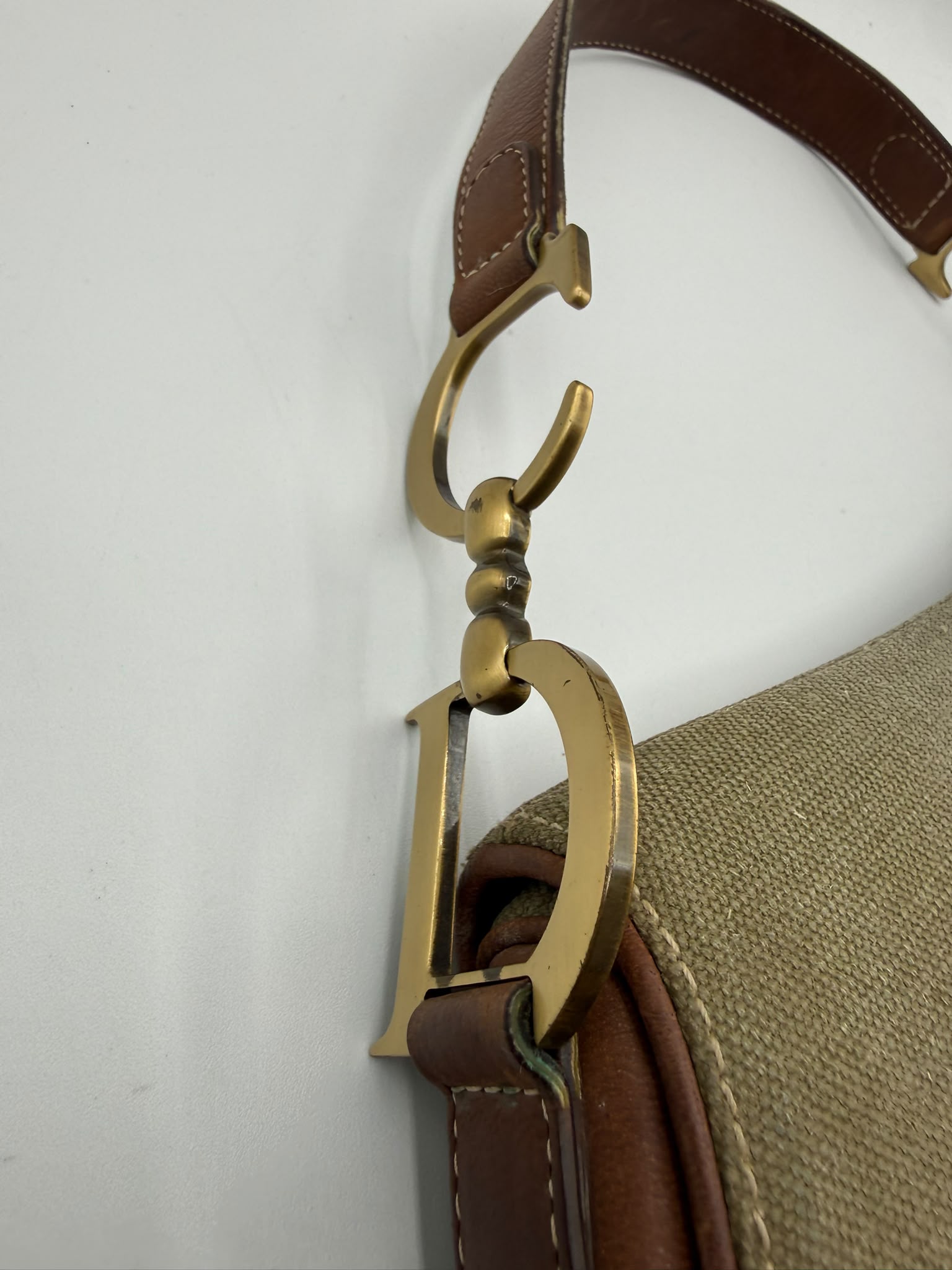 Saddle Vintage