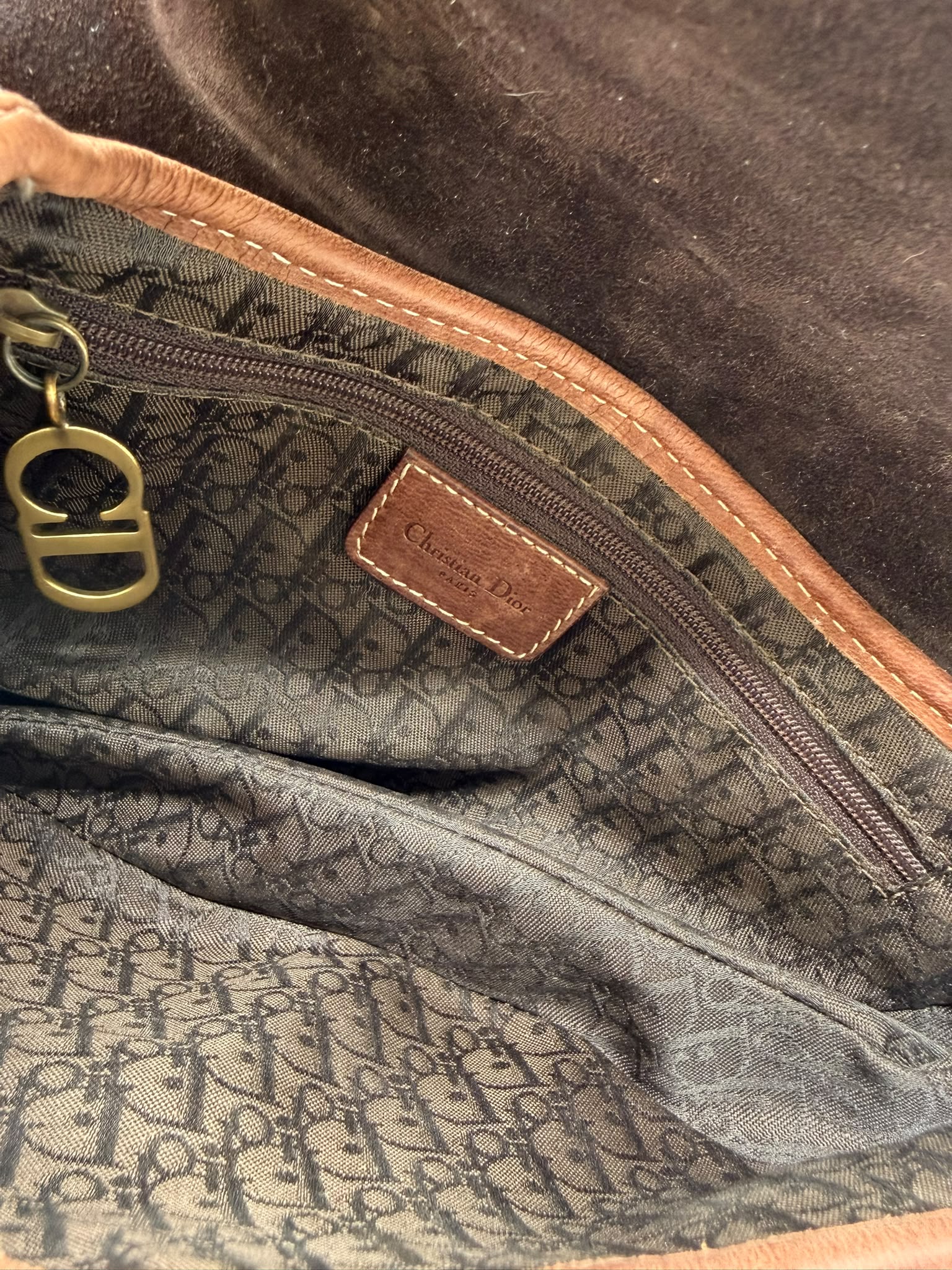 Saddle Vintage