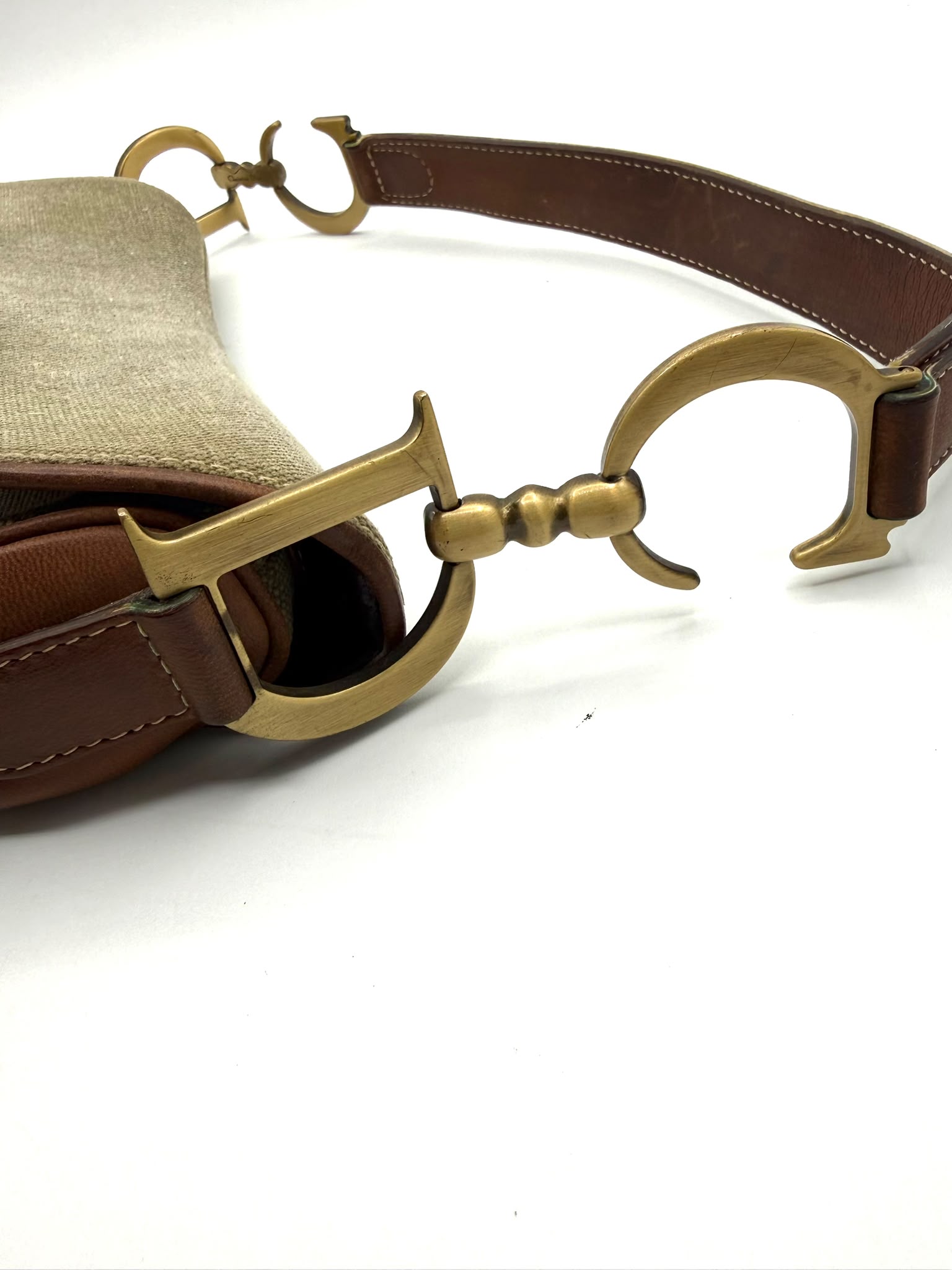 Saddle Vintage