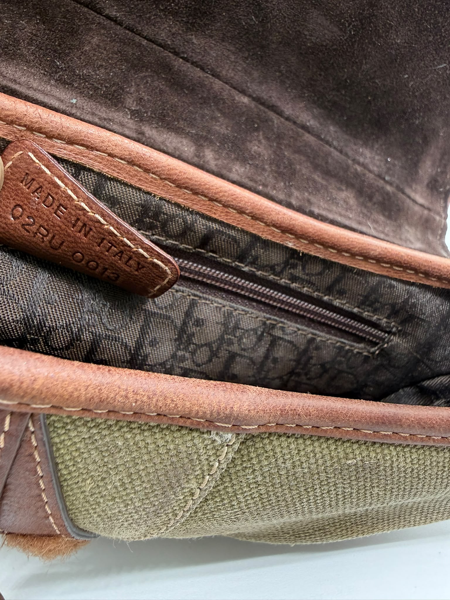 Saddle Vintage