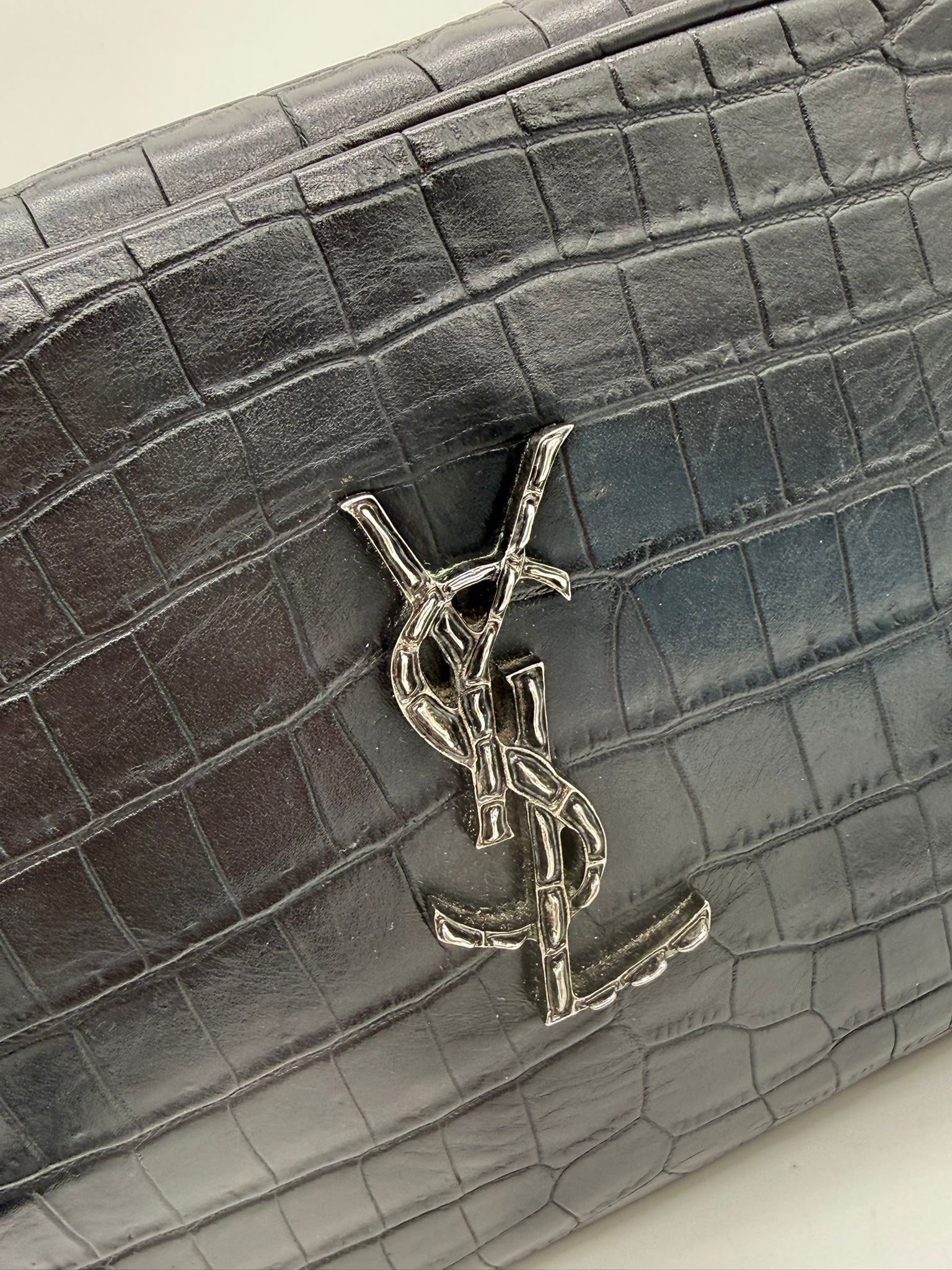 Saint Laurent Lou