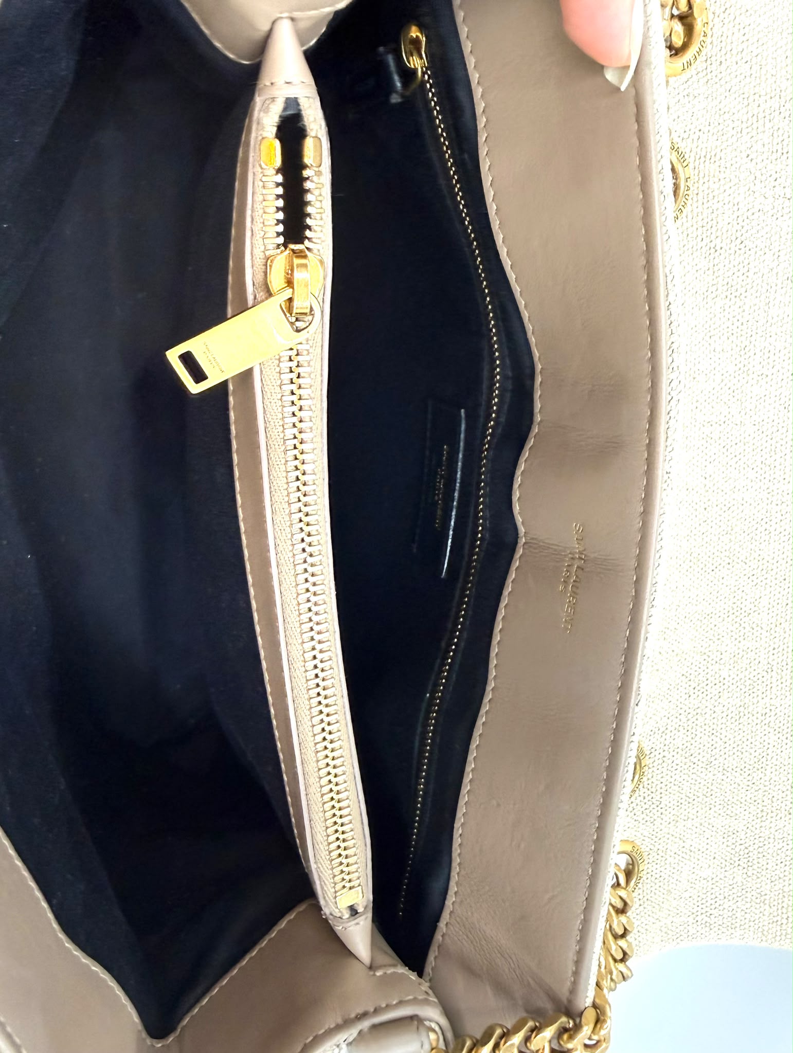 Saint Laurent Loulou