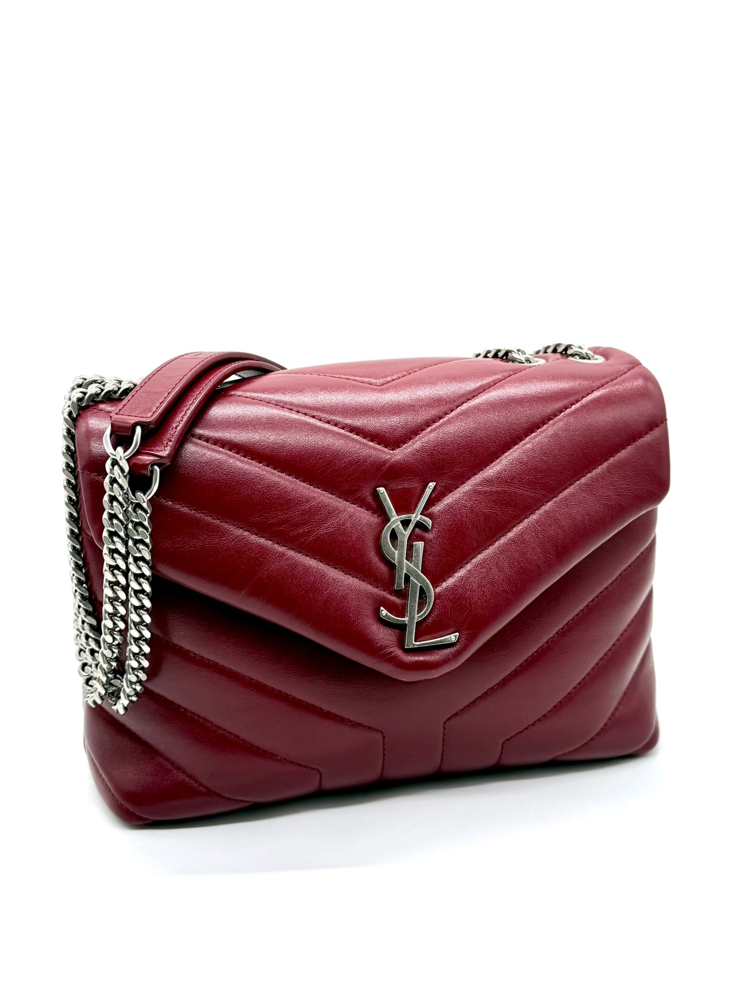 Saint Laurent modelo Lou
