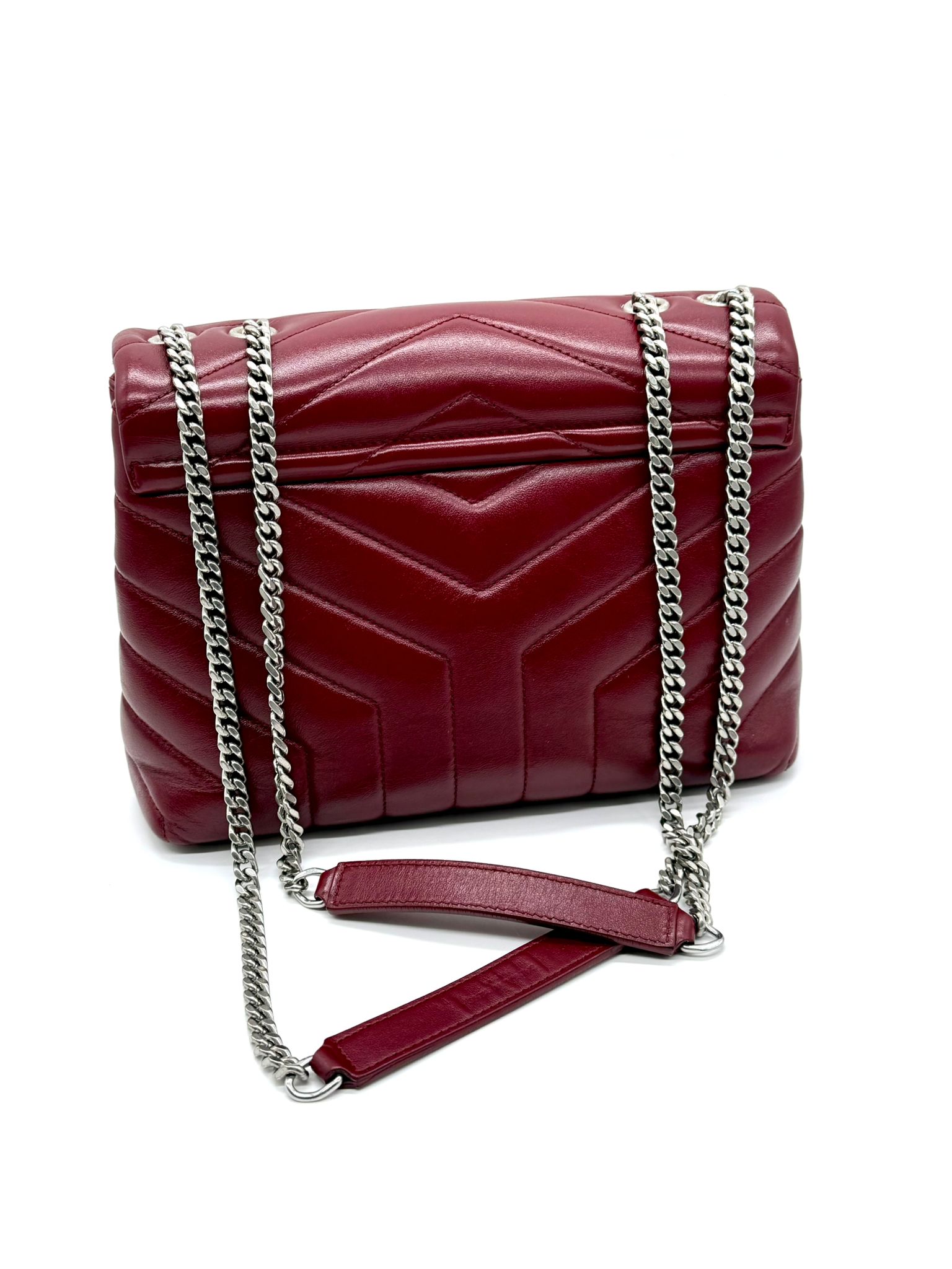 Saint Laurent modelo Lou