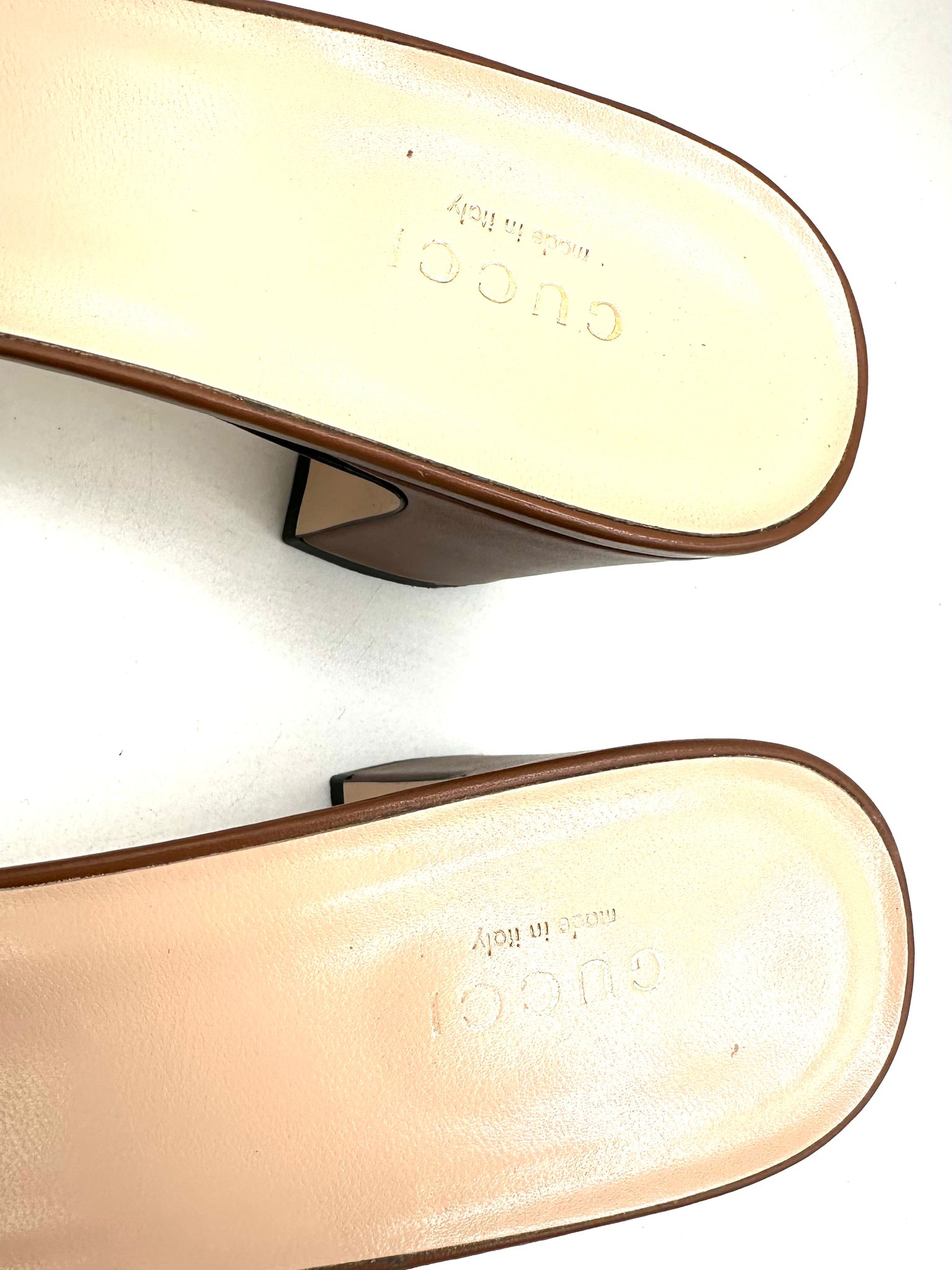 sandalias Gucci