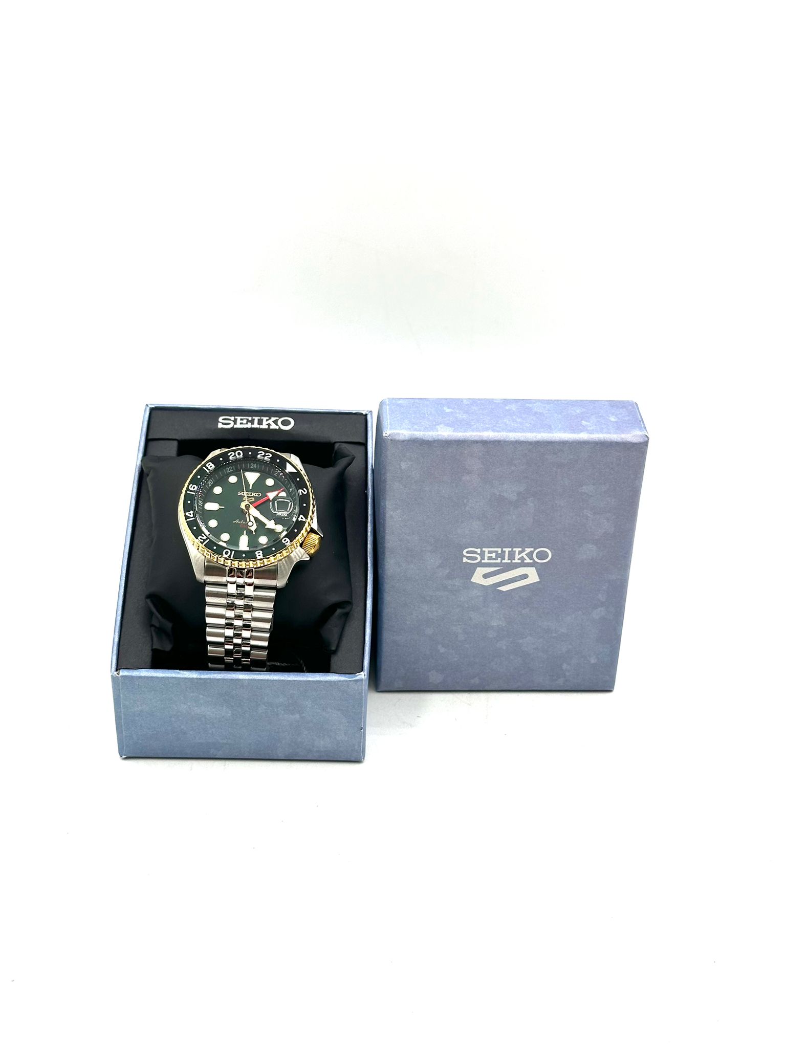 Seiko 5 Sports Forest Green Sunrise |