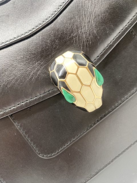 Serpenti Bvlgari negro