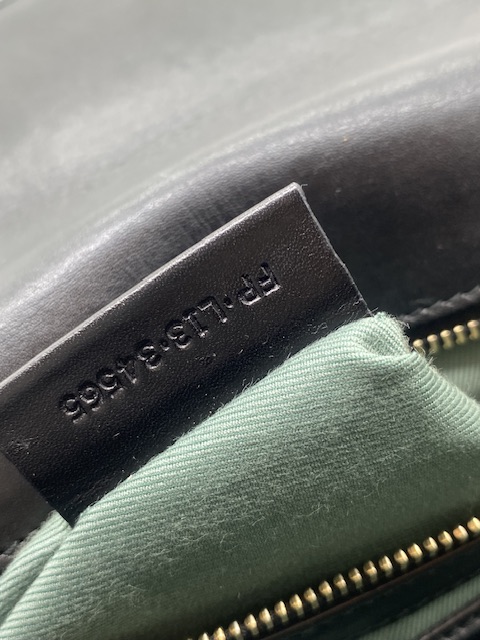 Serpenti Bvlgari negro