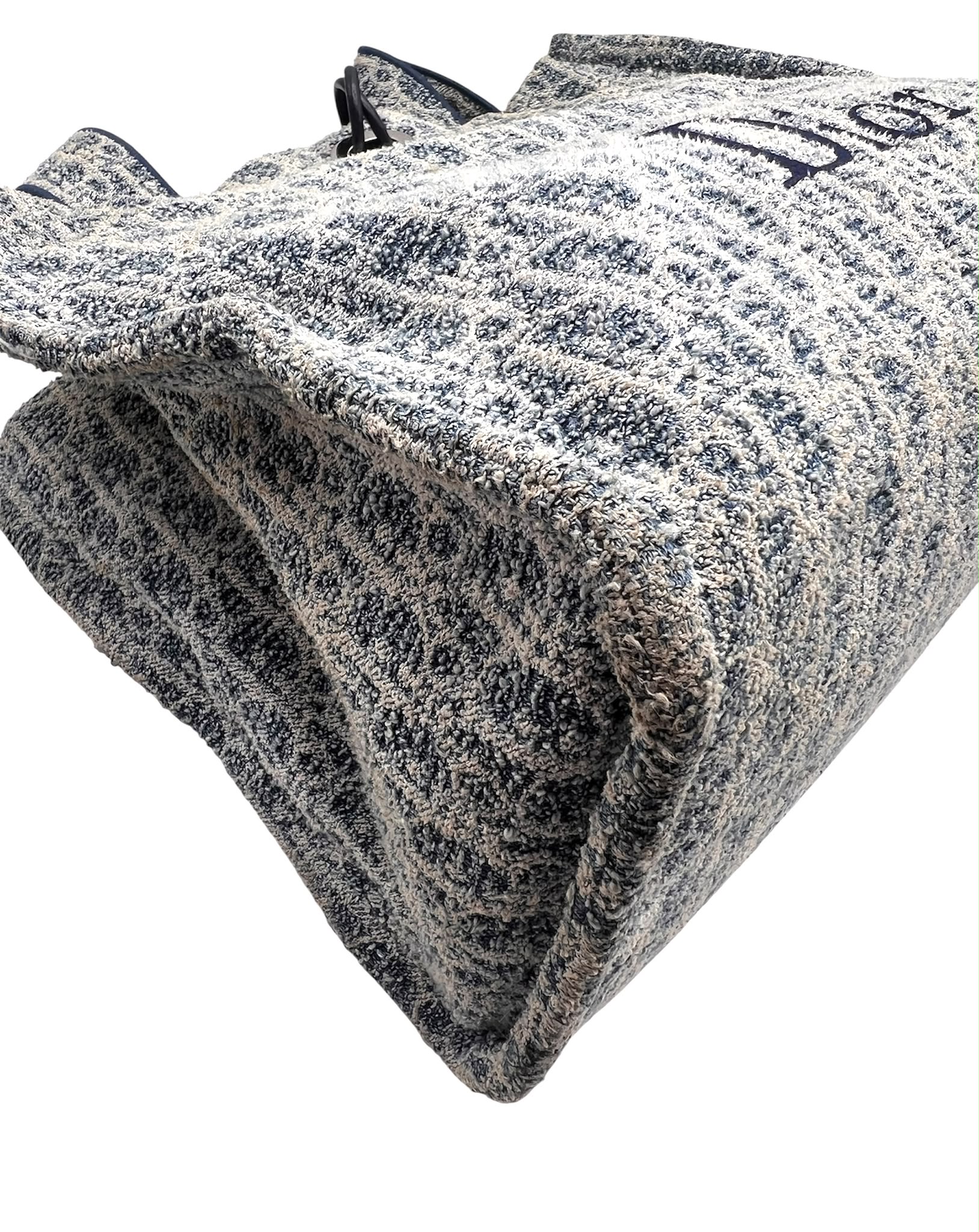 Spongy Book Tote Dioriviera