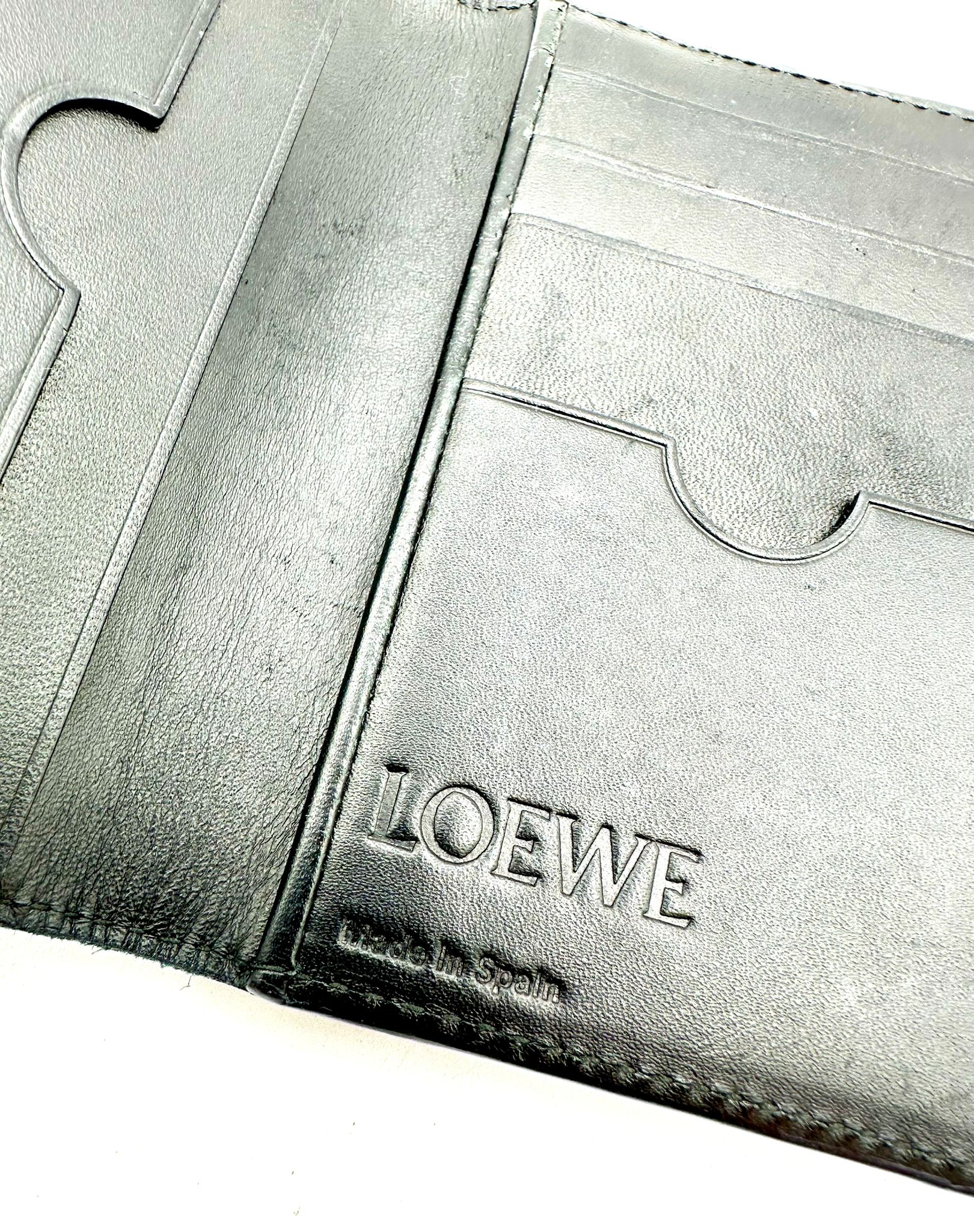 tarjetero Loewe