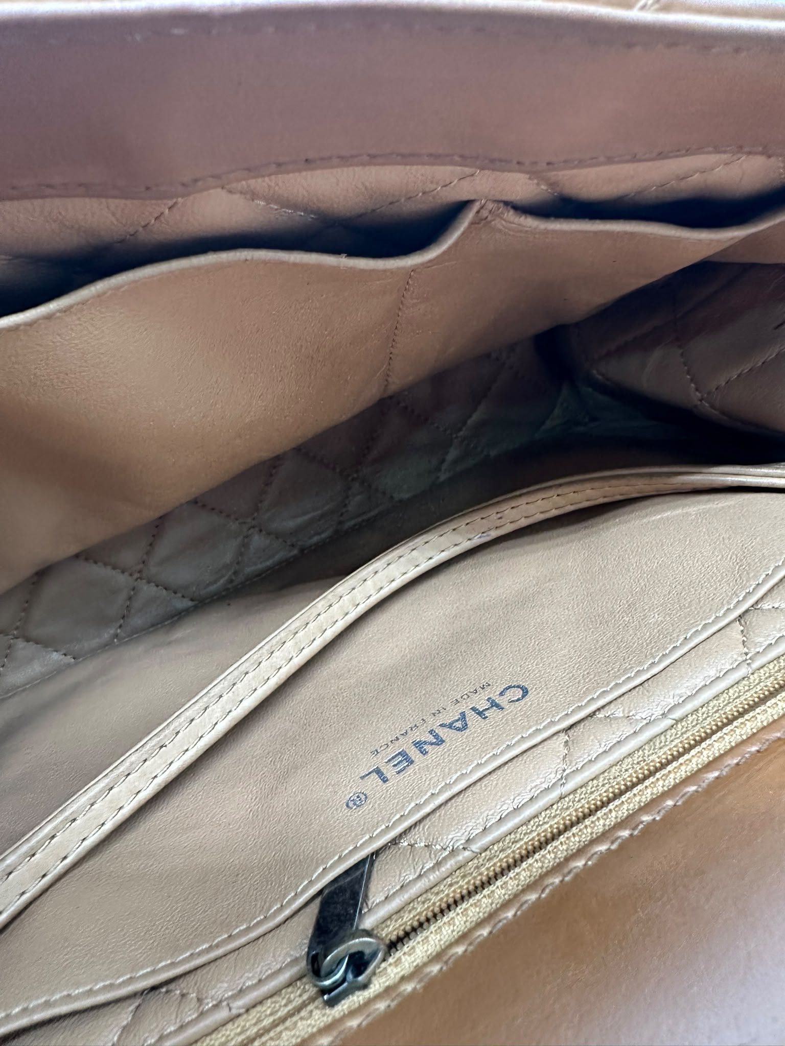Top Handle Flap