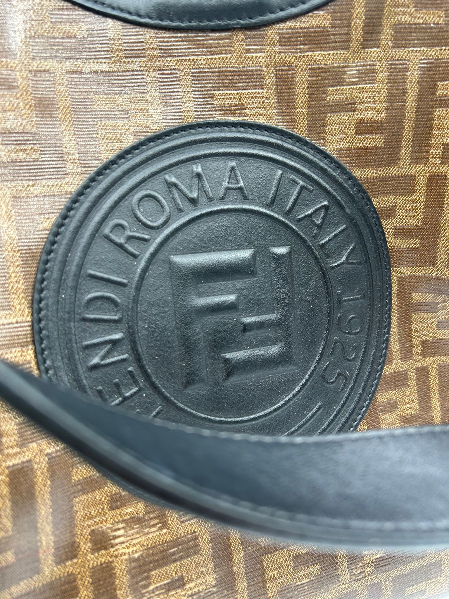 tote fendi
