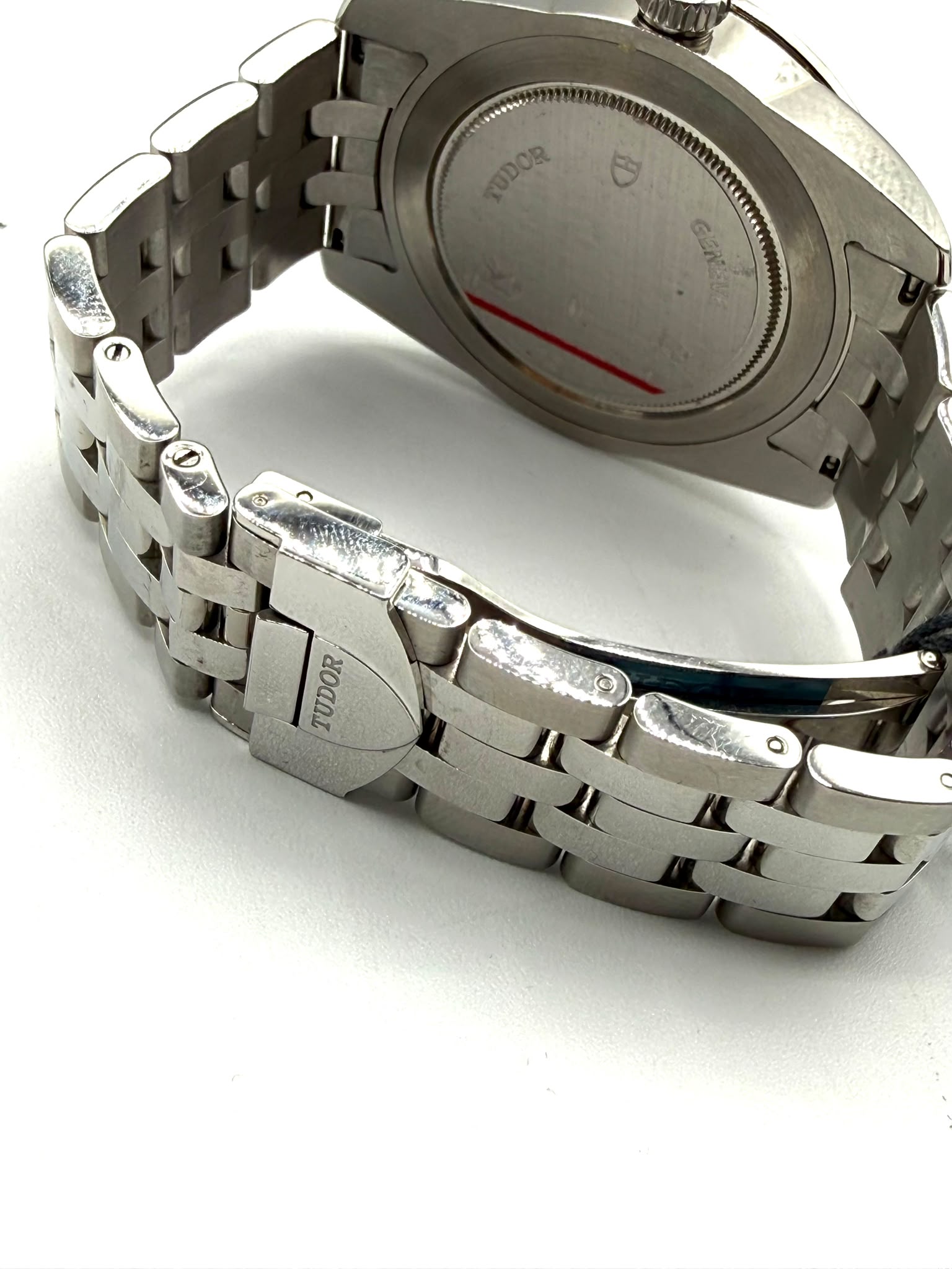 Tudor Glamour Double Date