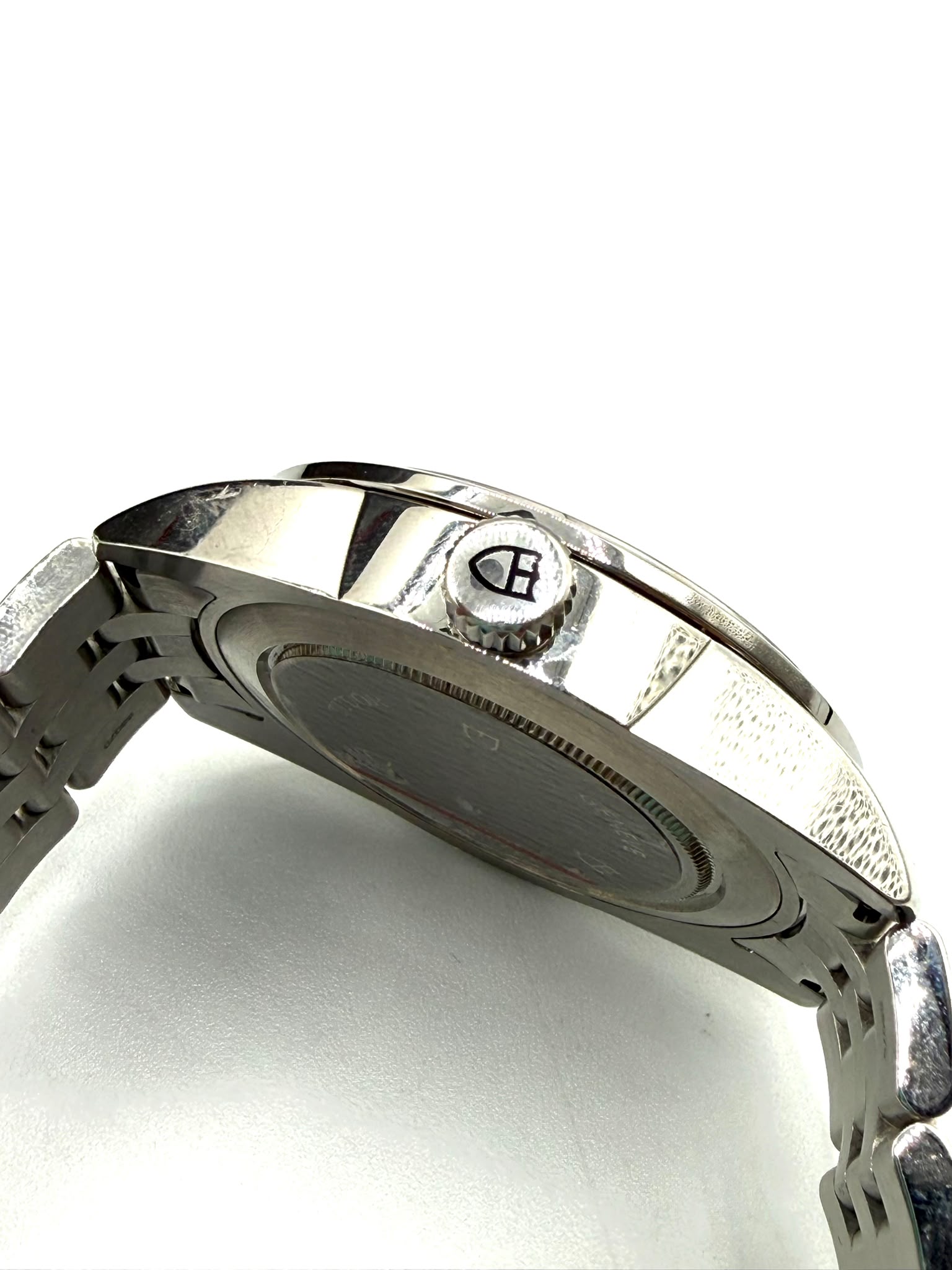 Tudor Glamour Double Date