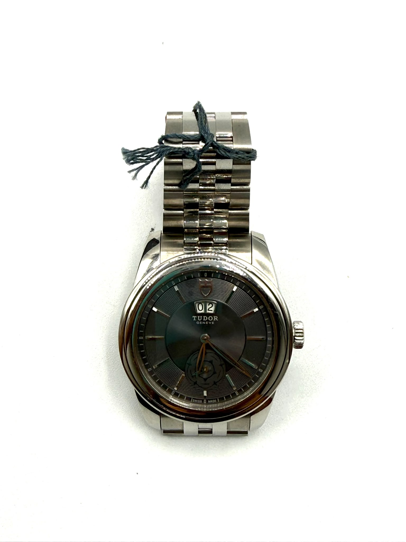 Tudor Glamour Double Date