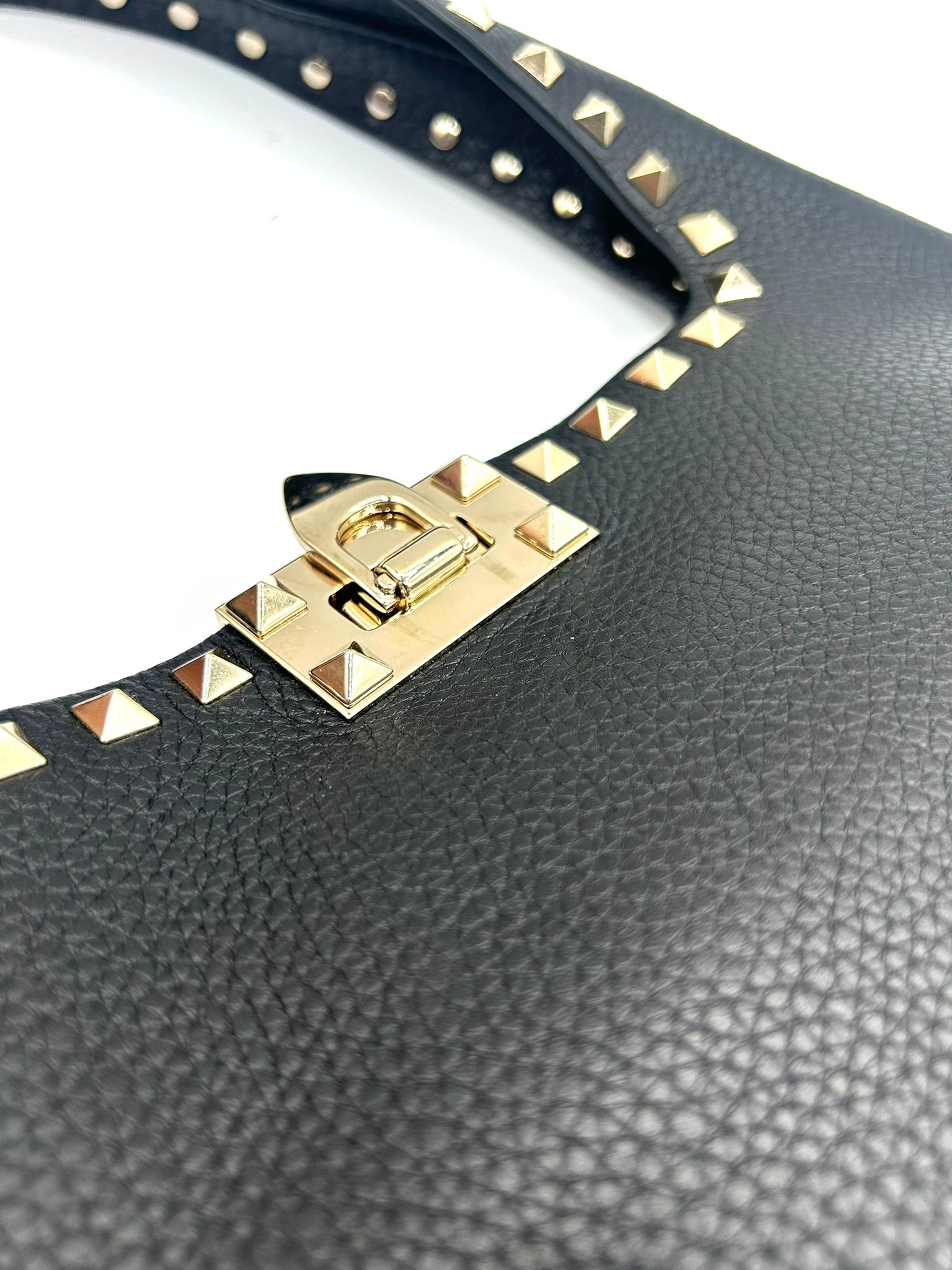 valentino rockstud hobo