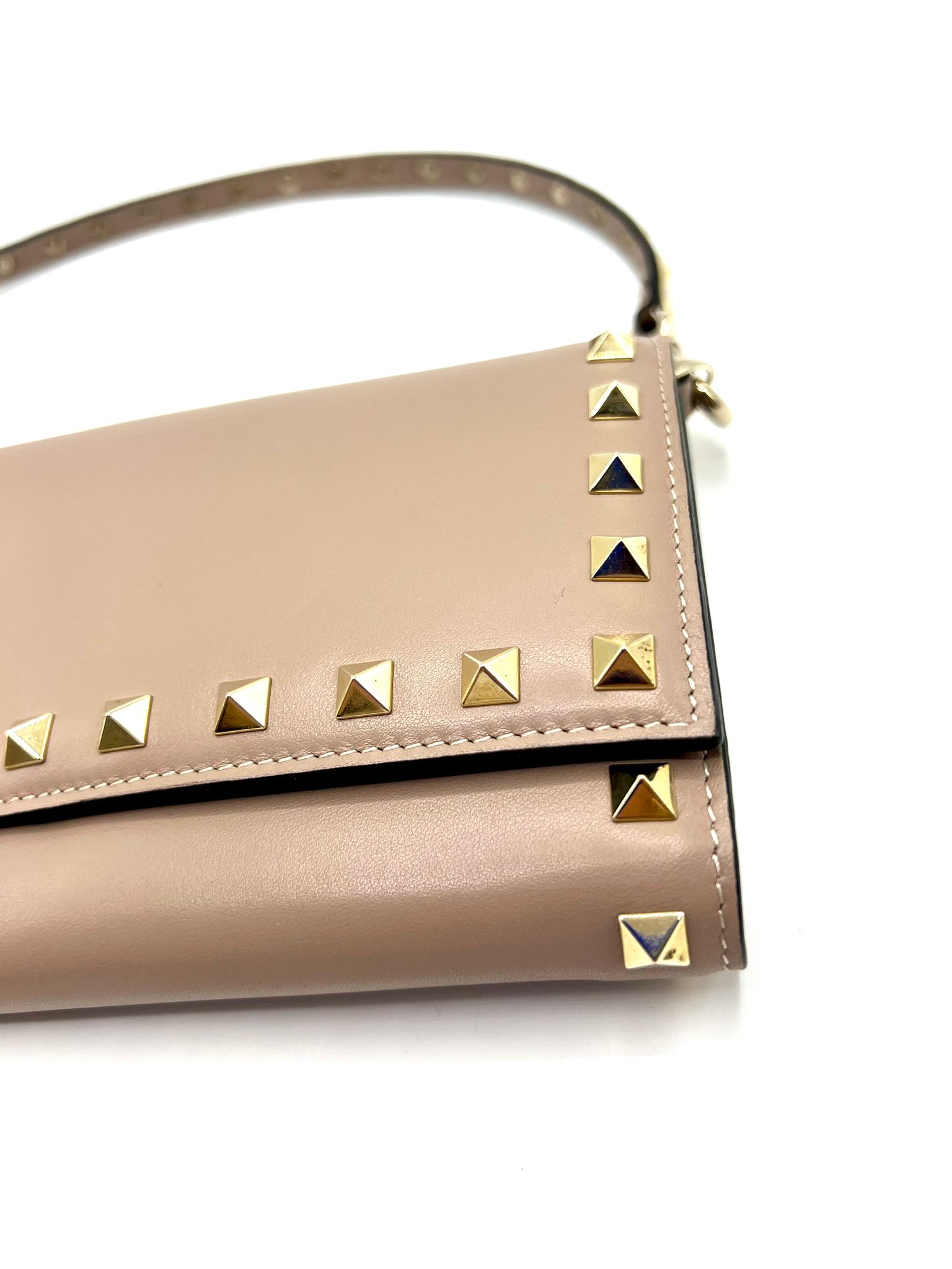 wallet on chain valentino